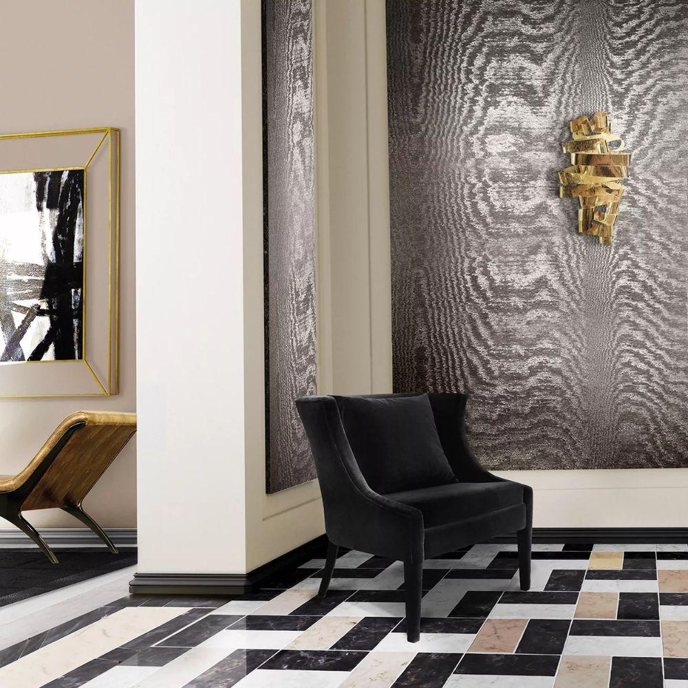 Ottone Chloe Sconce in vendita