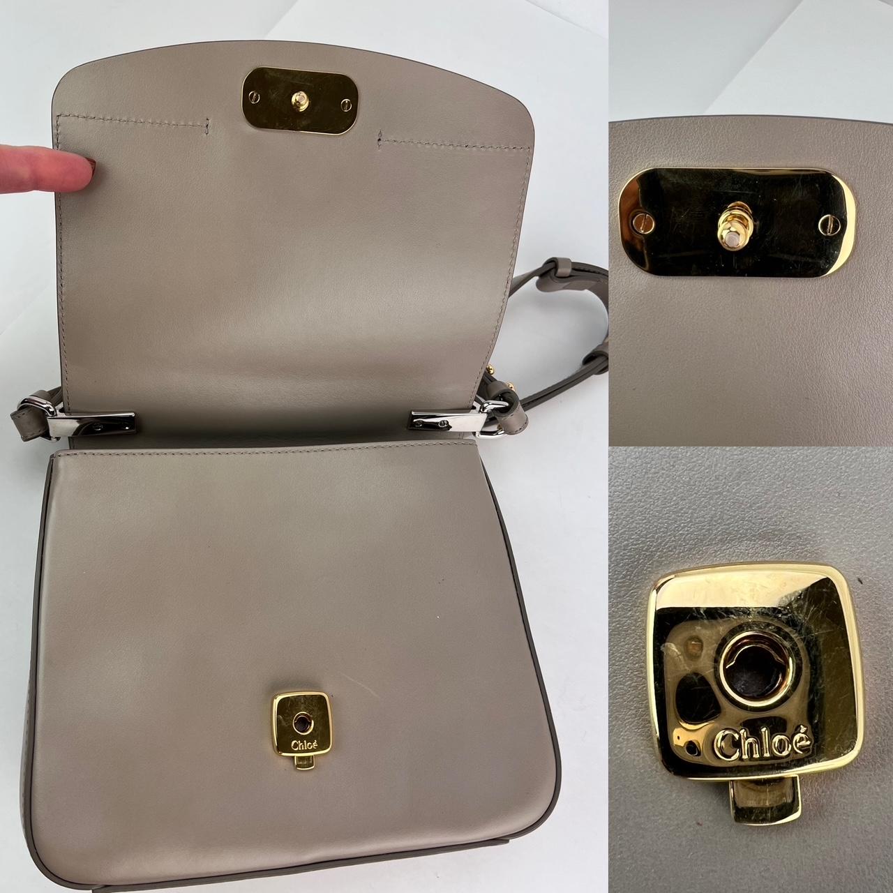 Chloe Shiny Calfskin Suede Small C Motty Gray Shoulder Bag In Good Condition For Sale In Freehold, NJ