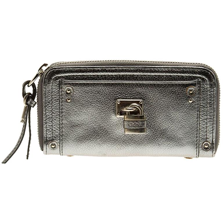 Silberne Paddington-Brieftasche aus Leder mit Reißverschluss