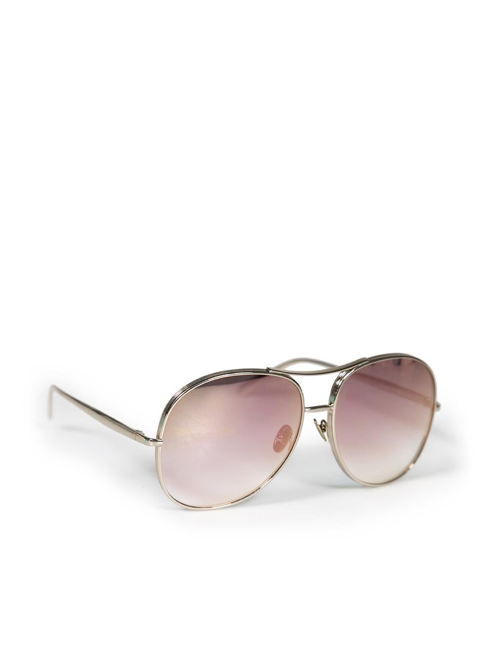 CONDITION is Good. Minor wear to sunglasses is evident. Light tarnishing to hardware of nose pads on this used Chloé designer resale item. This item comes with original case.
 
 
 
 Details
 
 
 Silver
 
 Metal
 
 Aviator sunglasses
 
 Gradient pink