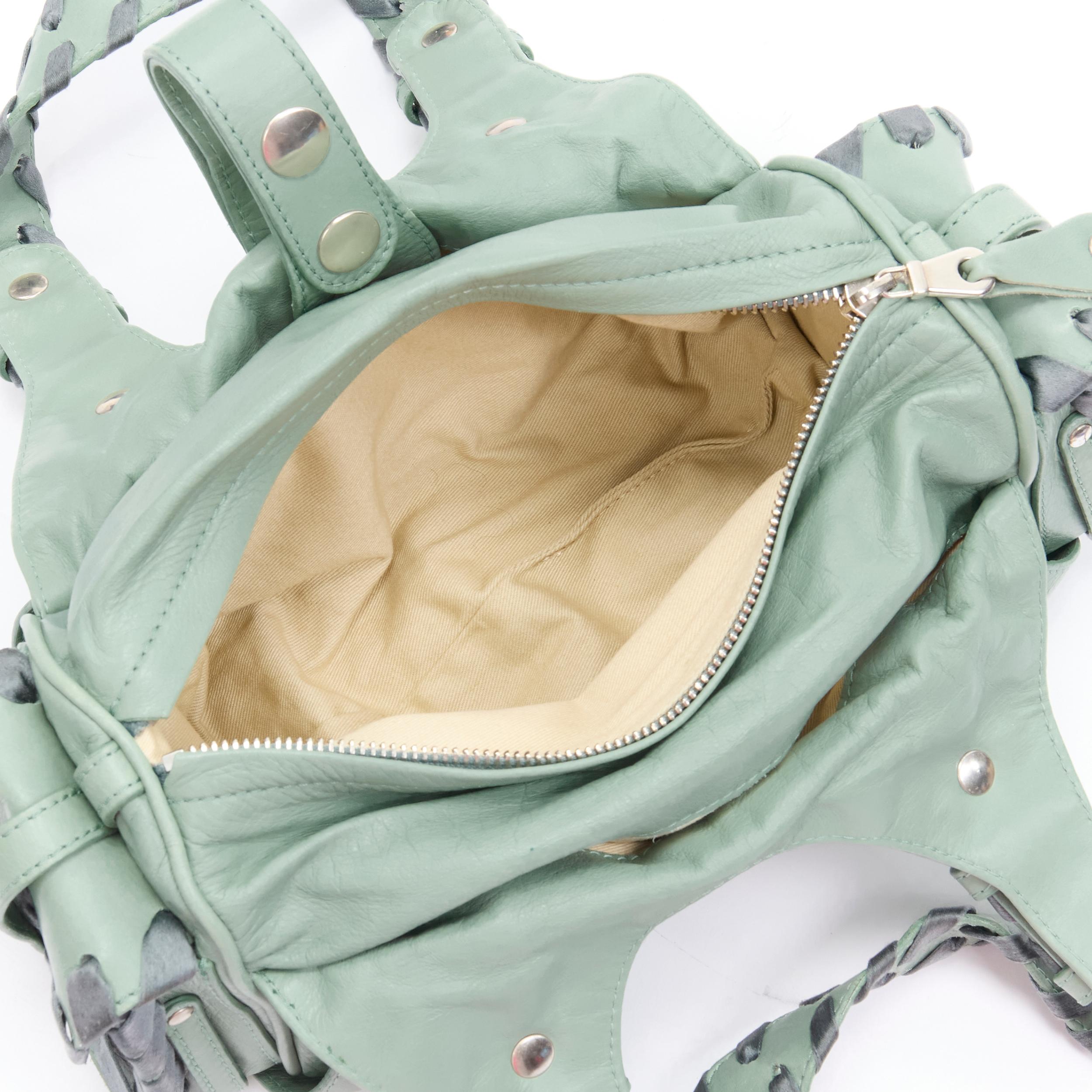 CHLOE Silverado, sac à main en cuir vert d'eau avec ruban et clous de cravate 5
