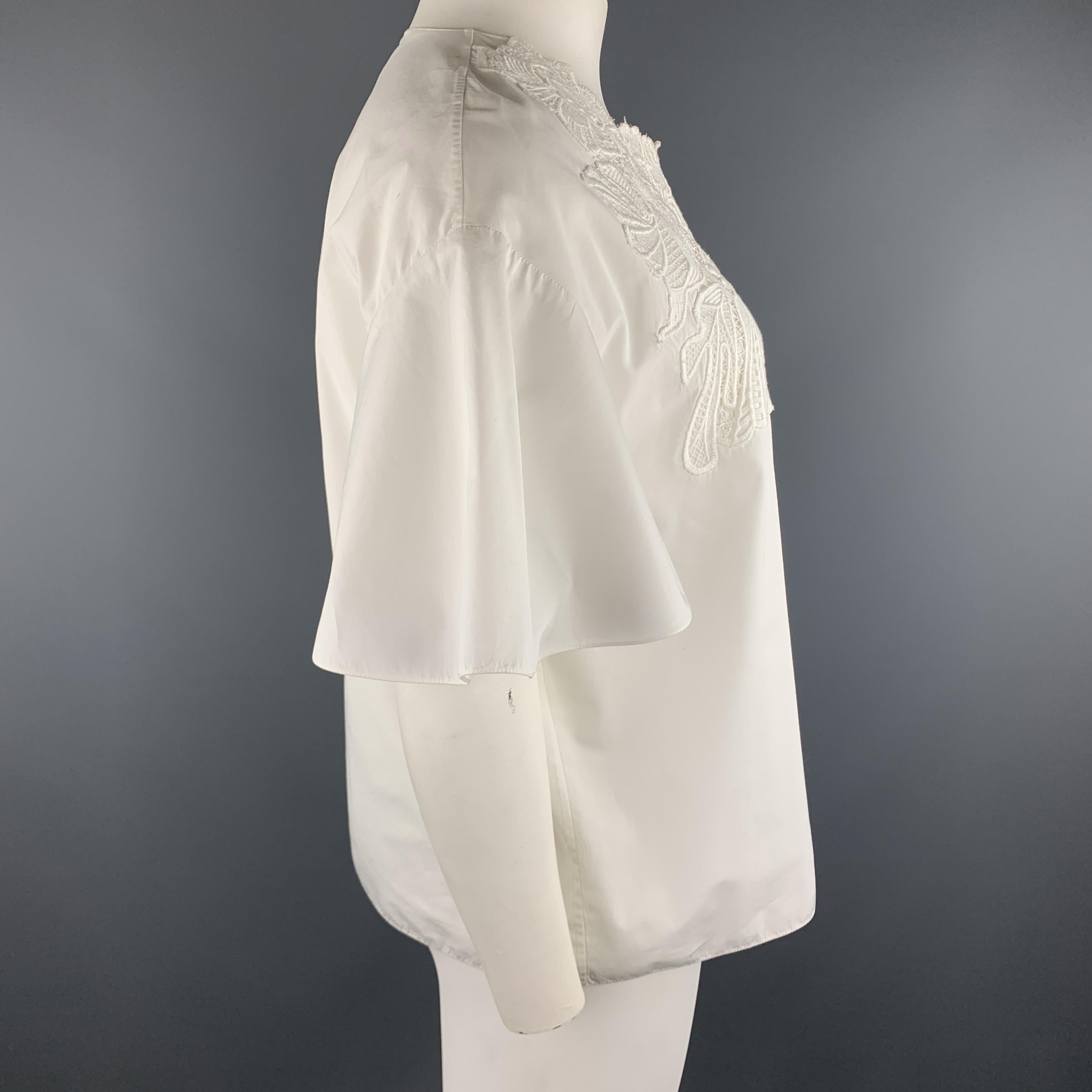 CHLOE Size 10 White Cotton Lace Trim Ruffle Sleeve Blouse In Excellent Condition In San Francisco, CA