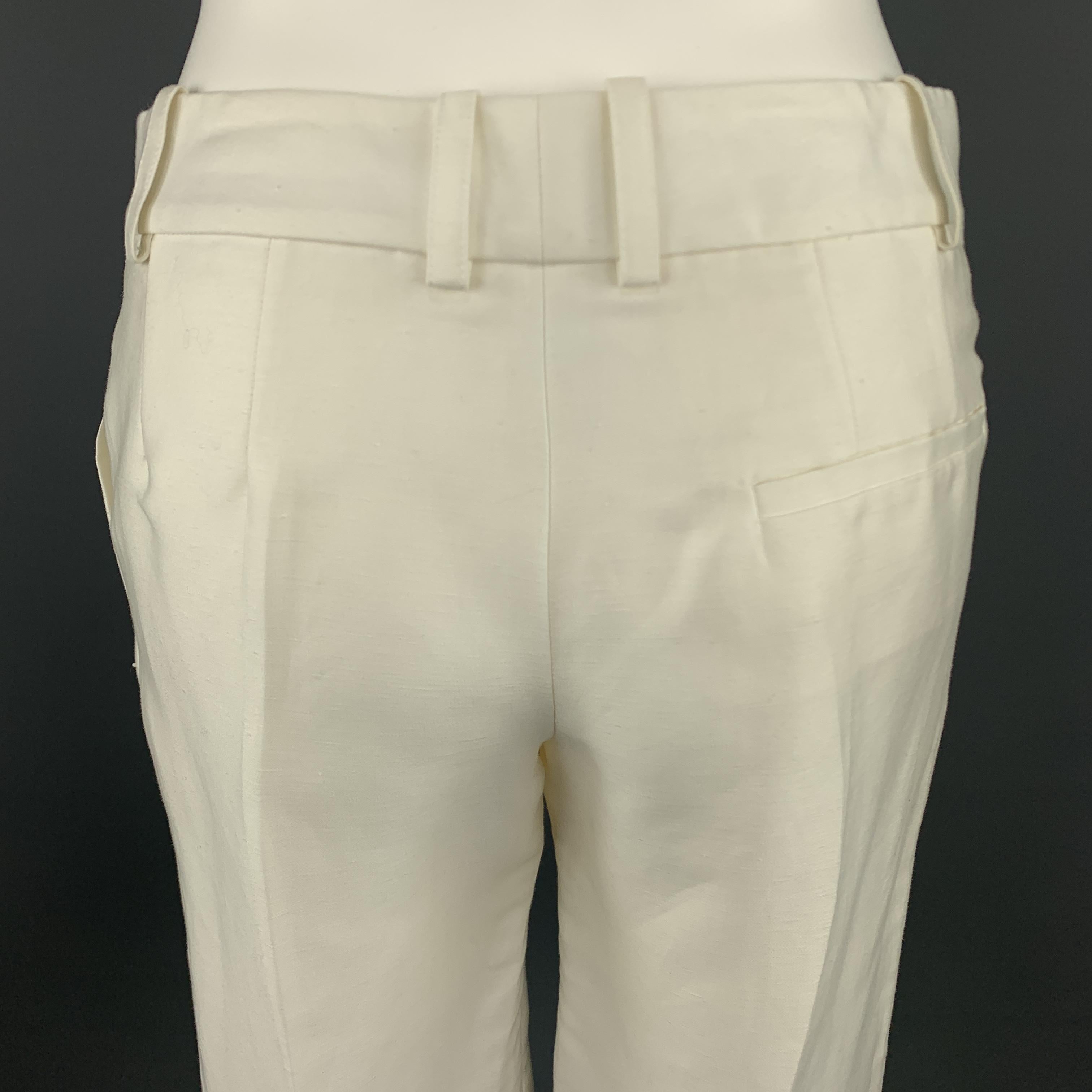 CHLOE Size 2 Cream Silk Pleated Shorts In Excellent Condition In San Francisco, CA