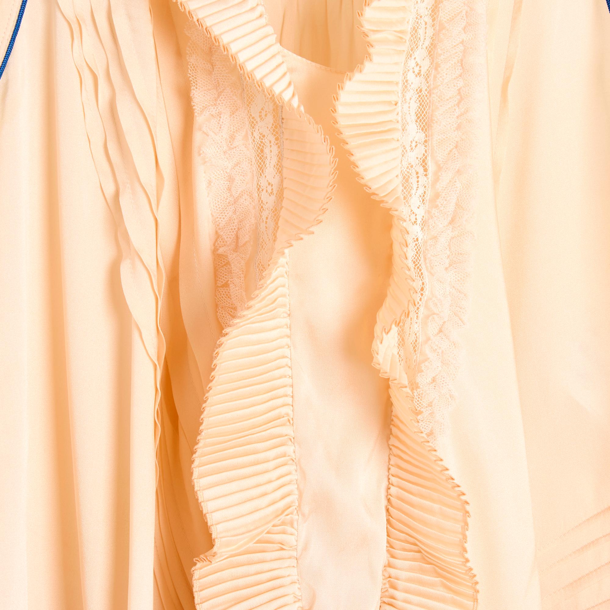 Chloé SS2018 Apricot Silk Ruffles Top US6 In Excellent Condition For Sale In PARIS, FR