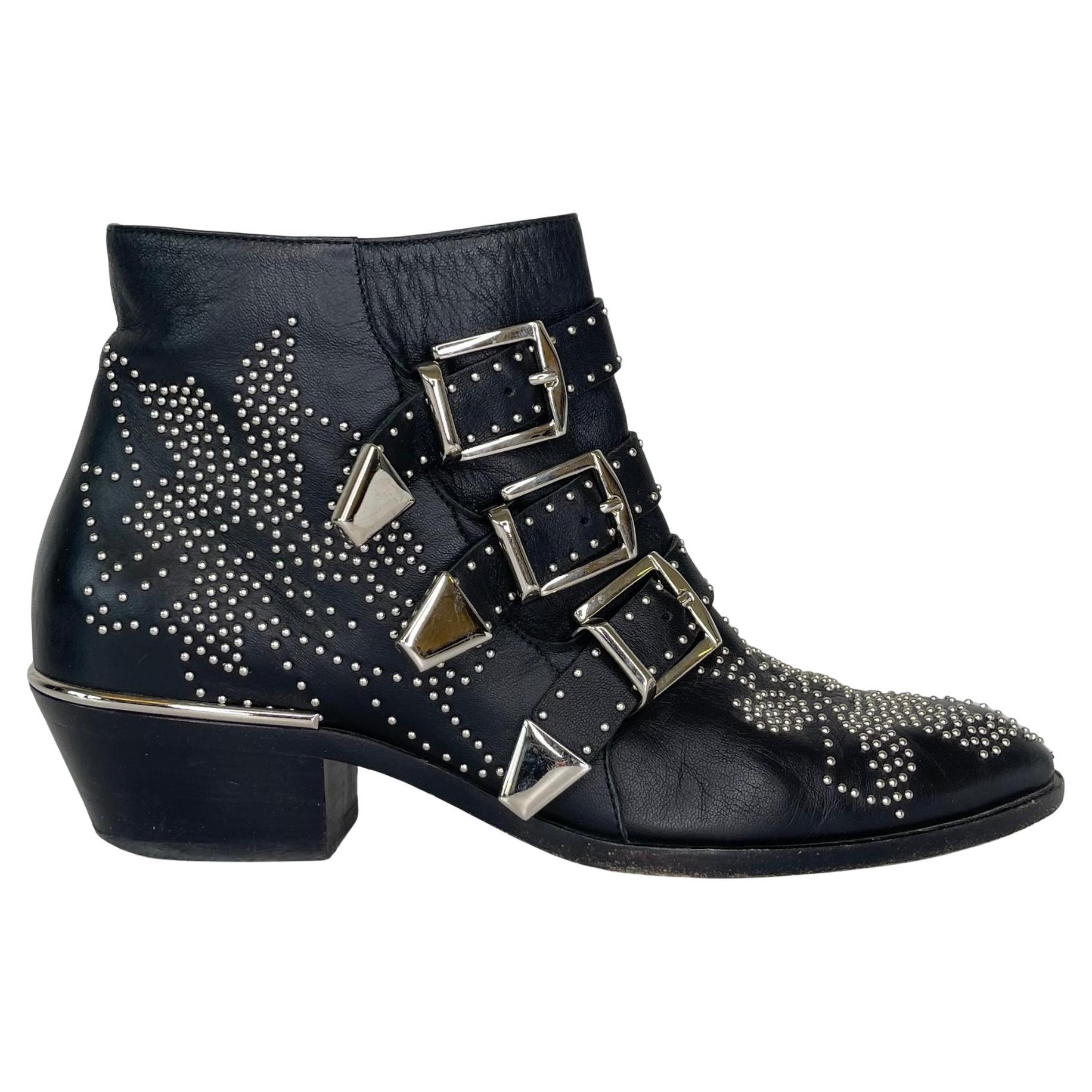 Chloe Susanna Studded Black Leather Ankle Boots (36 EU) For Sale