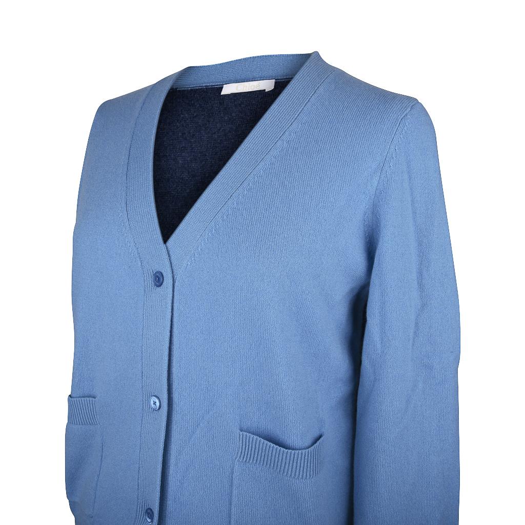 Chloe Maglione in cashmere con scollo a V Cardigan blu a blocchi di colore S in vendita 1