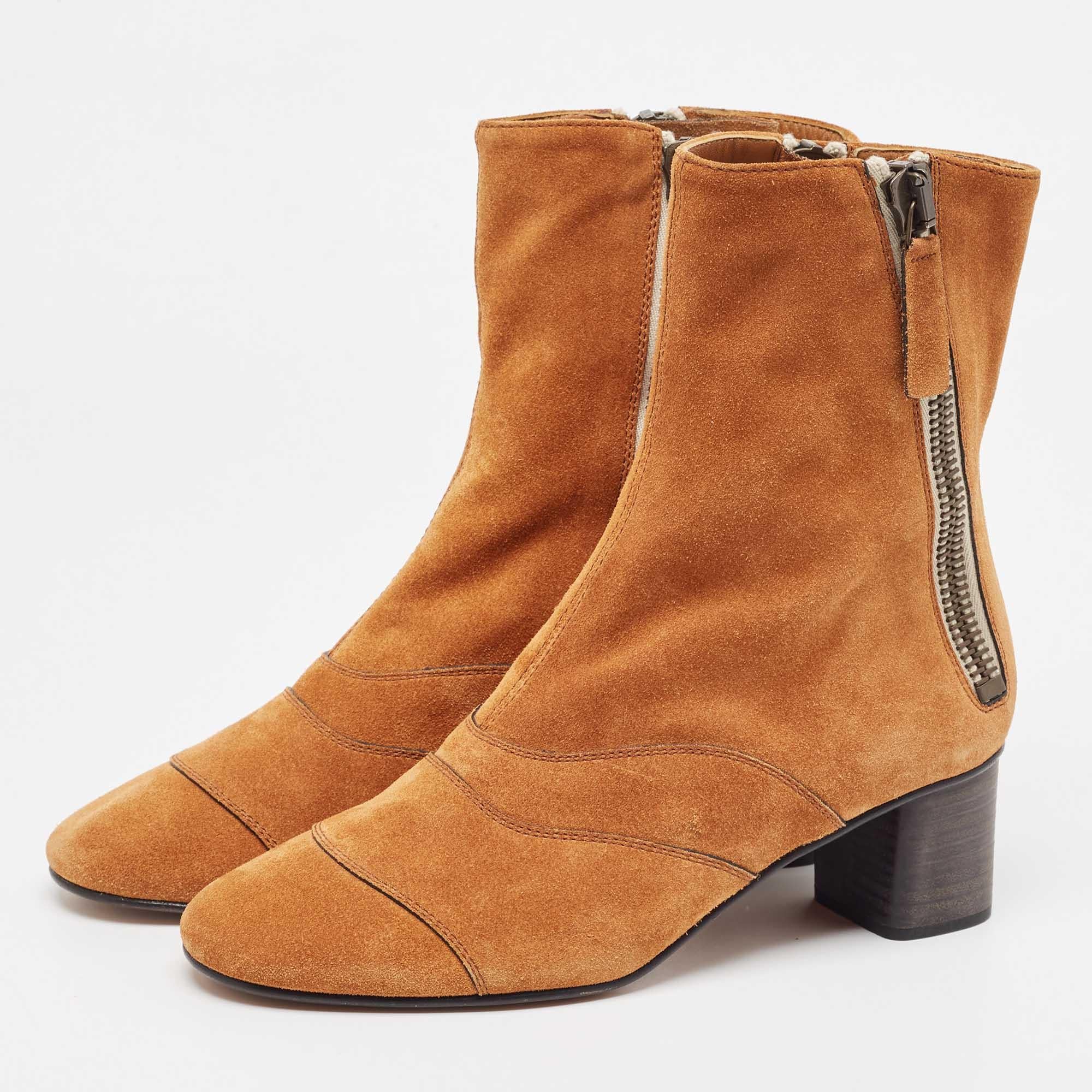 Boots are an essential part of your wardrobe, and these boots, crafted from top-quality materials, are a fine choice. Offering the best of comfort and style, this sturdy-soled pair would be great with a dress for a casual day out!

Includes: