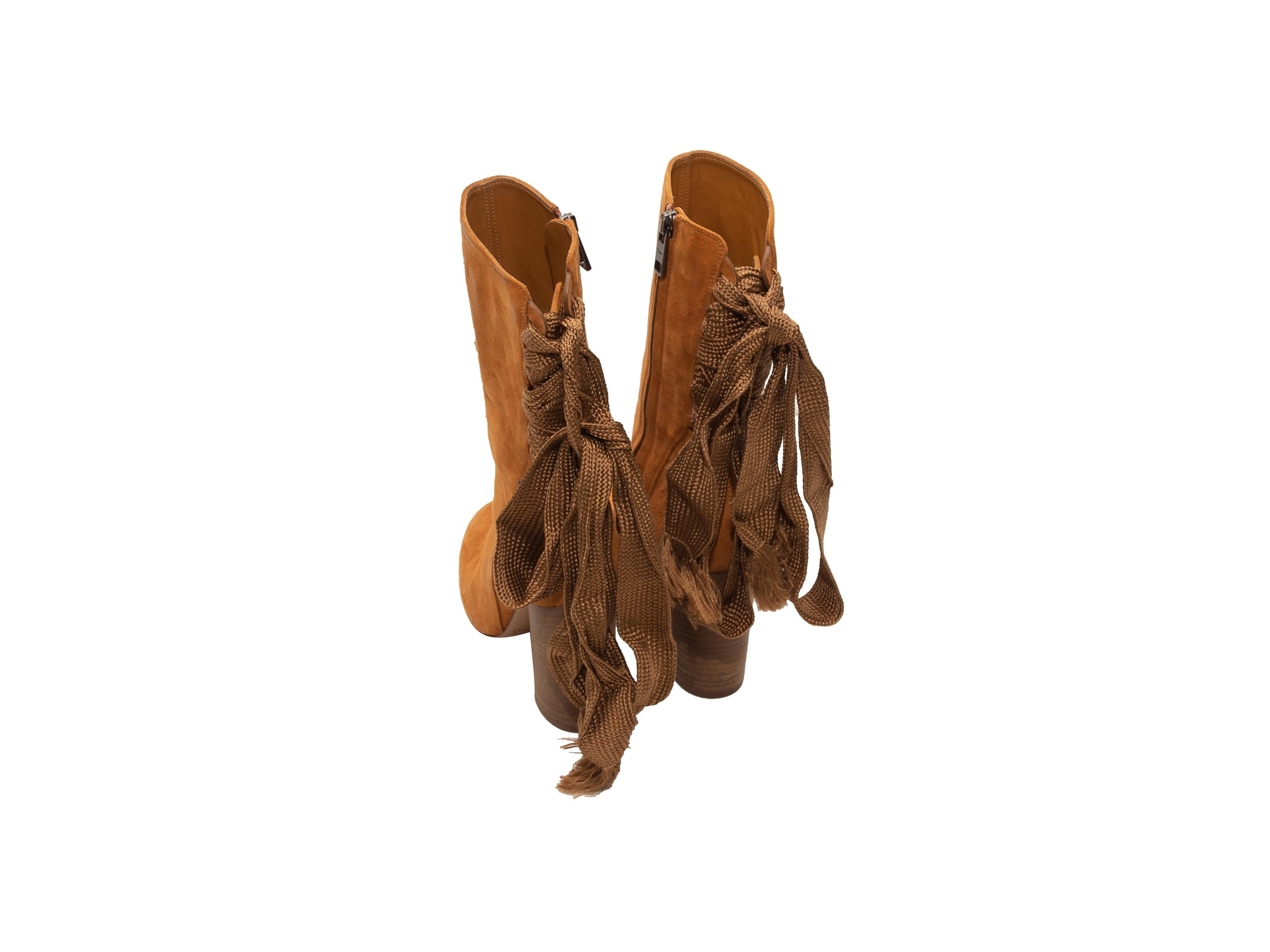 Hellbraune Harper-Stiefeletten aus Wildleder (Braun) im Angebot