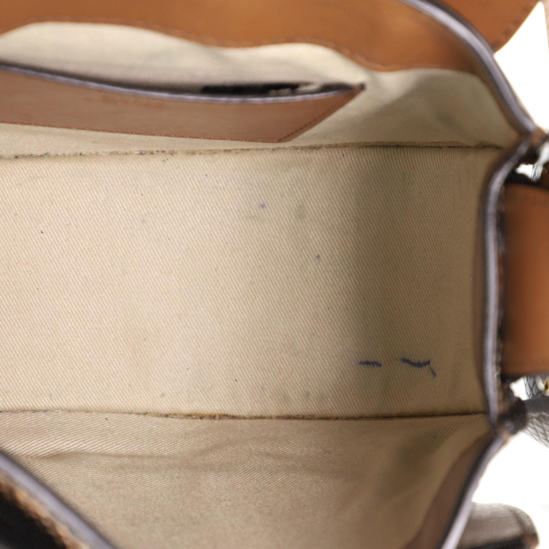 Kleine Tess Tasche aus Leder mit Schlangenprägung und Leder für Damen oder Herren