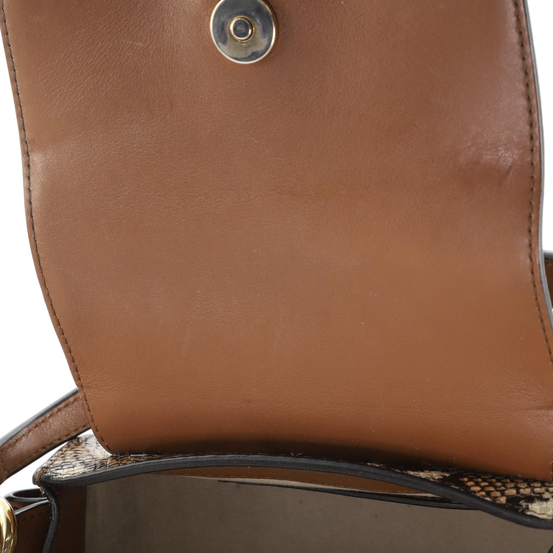 Kleine Tess Tasche aus Leder mit Schlangenprägung und Leder 3