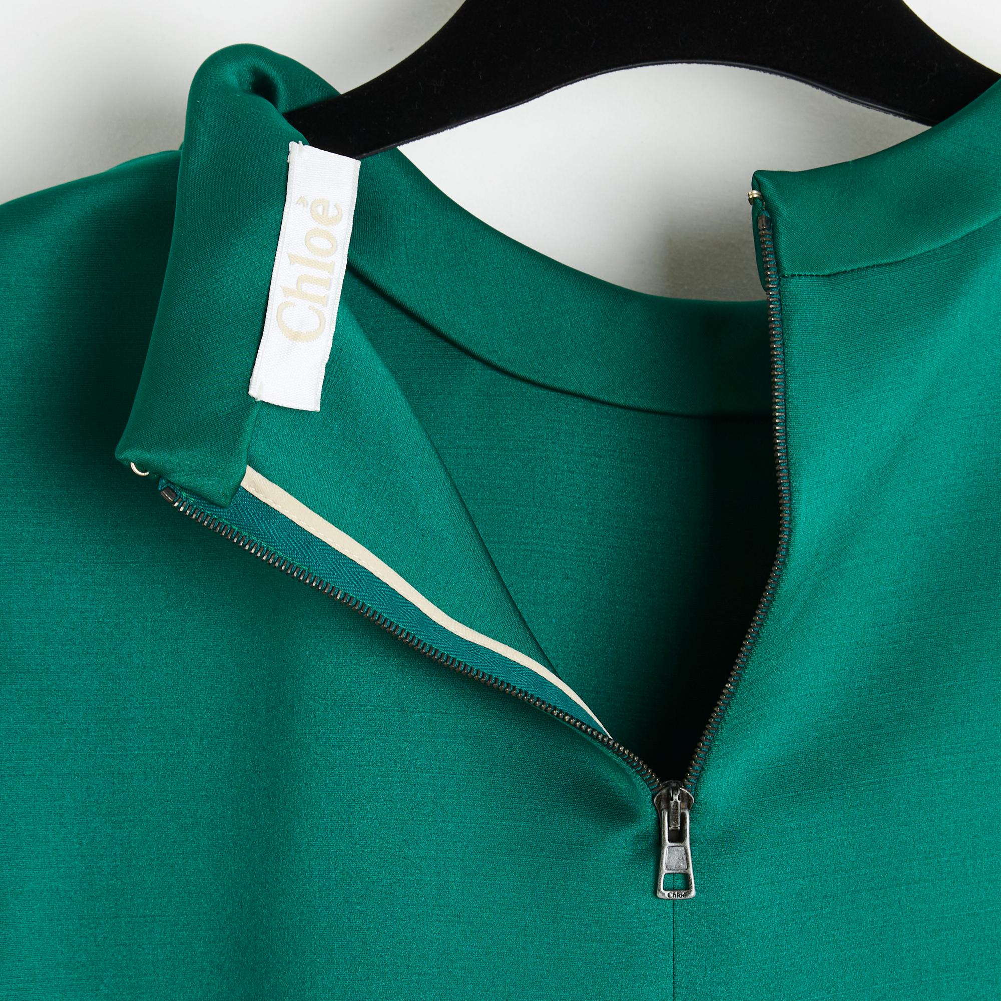 Chloé Top FR38 T-shirt Green Silk and Wool Satin For Sale 1