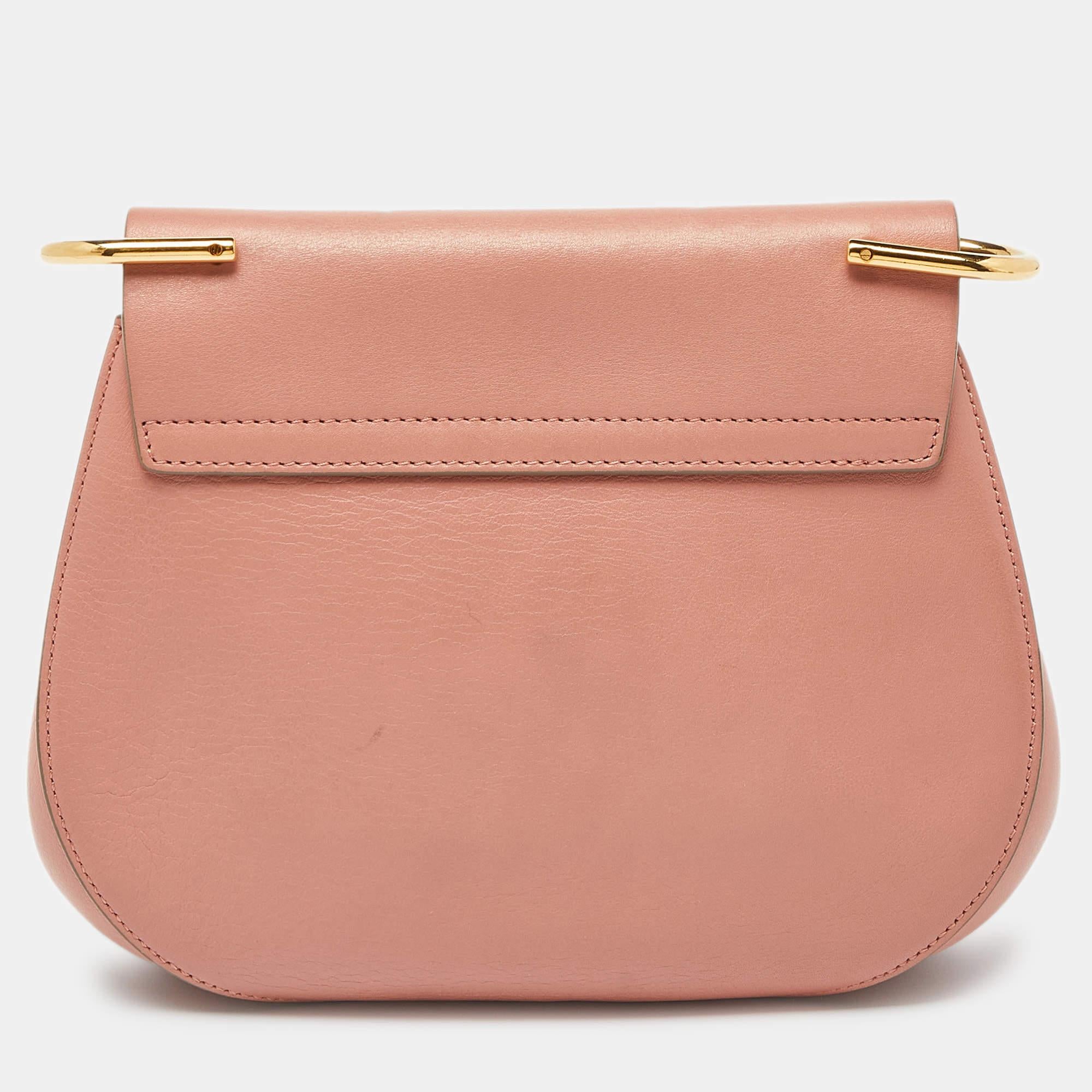 Chloe Two Tone Peach Leather and Suede Medium Drew Shoulder Bag In Good Condition In Dubai, Al Qouz 2