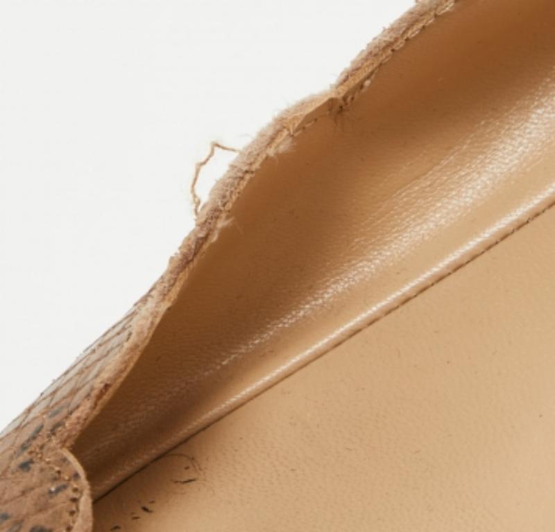 Chloe Two Tone Scalloped Embossed Python Pointed Toe Ballet Flats Size 40 en vente 4