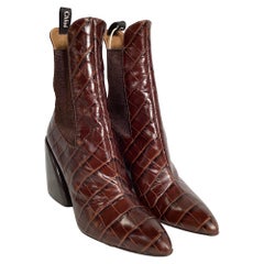 Stivaletti Chloé Wave in pelle marrone con effetto coccodrillo