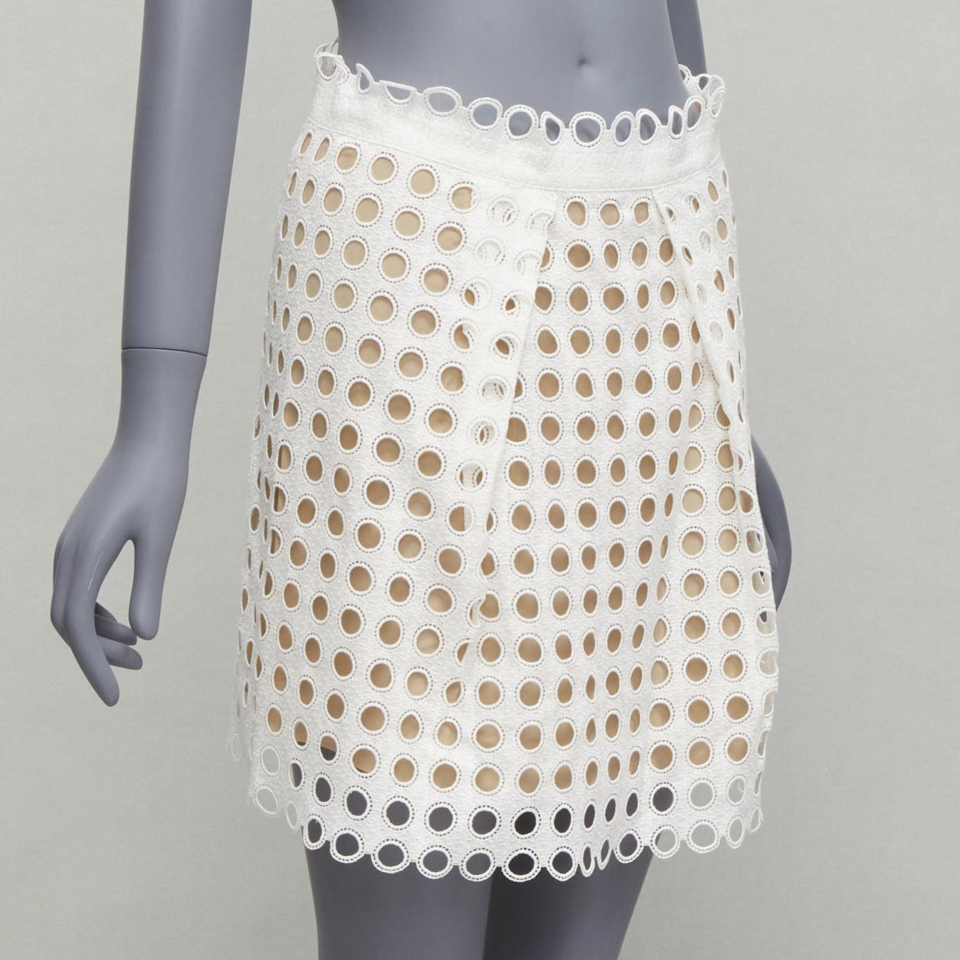 Gray CHLOE white embroidery anglais eyelet layered silk lined skirt FR34 XS For Sale