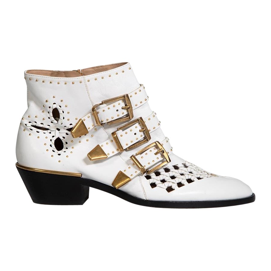 Chloé - Bottines Susanna en cuir blanc avec découpes et clous - Taille IT 36 en vente
