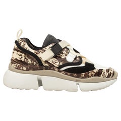 Chloe White & Multicolor Embossed Leather Low-Top Sneakers