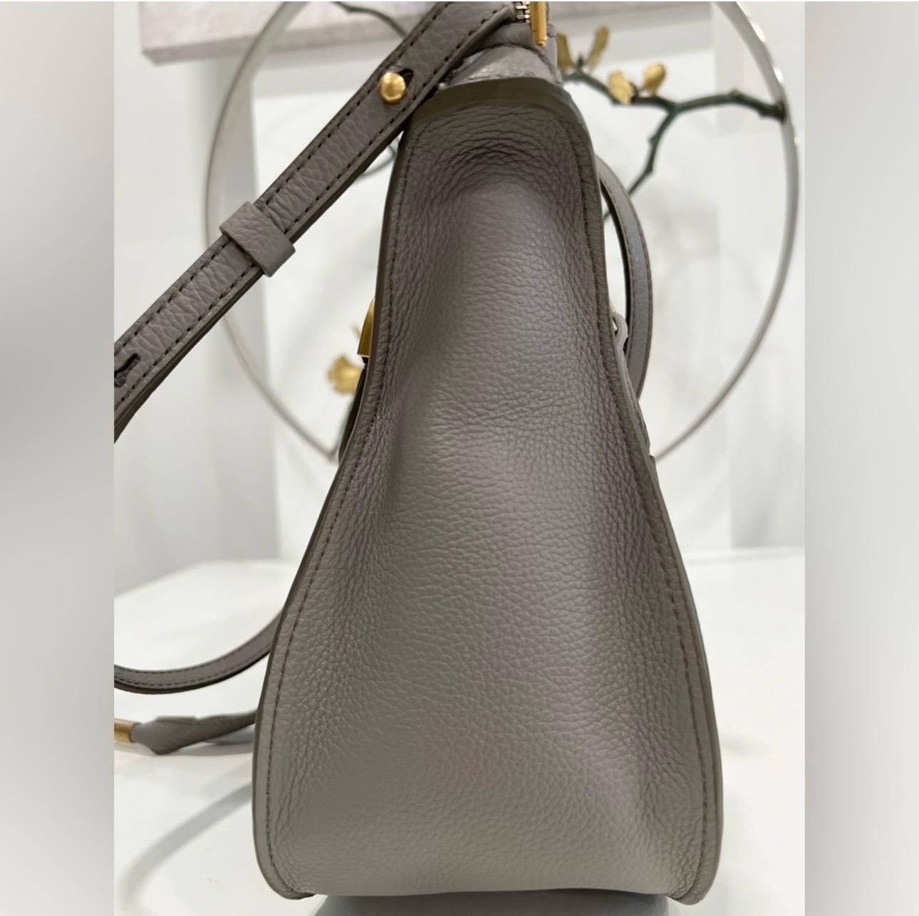 Chloé Women's Gray Marcie Small Double Carry Foldover Tote Bag, Brand New For Sale 6