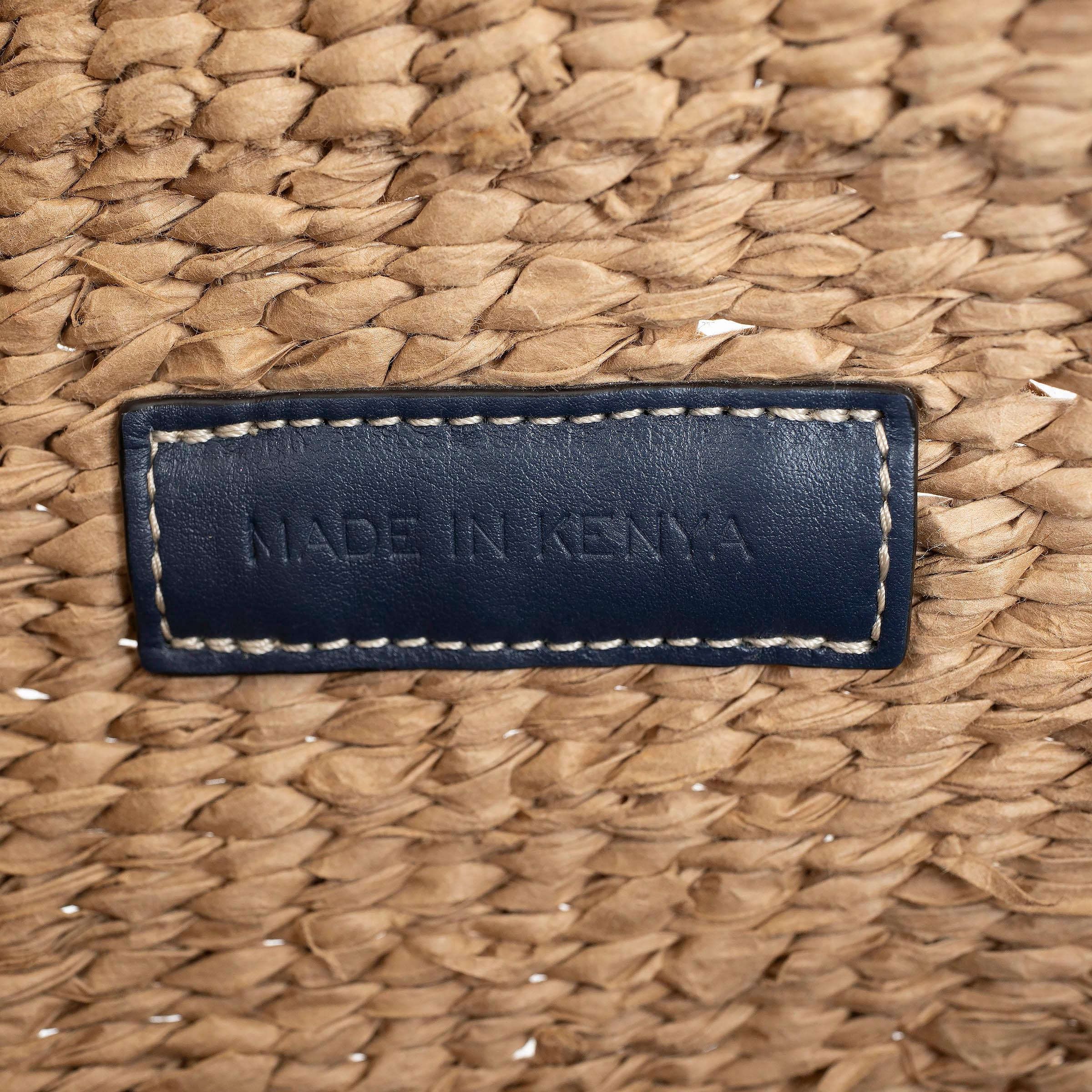 CHLOE x MIFUKO sac cabas LARGE BASKET 2022 en raphia naturel et bleu en vente 4