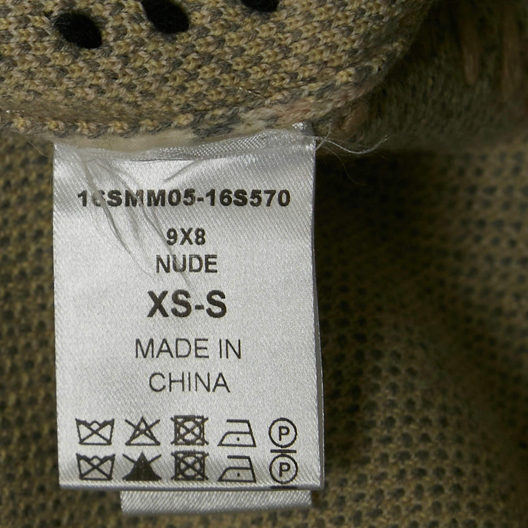Chloe - Maglione Poncho con frange in cashmere a quadri gialli XS/S in vendita 1