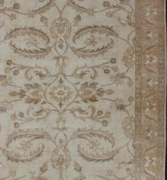 Sultanabad Design Modern Rug in Muted Tones