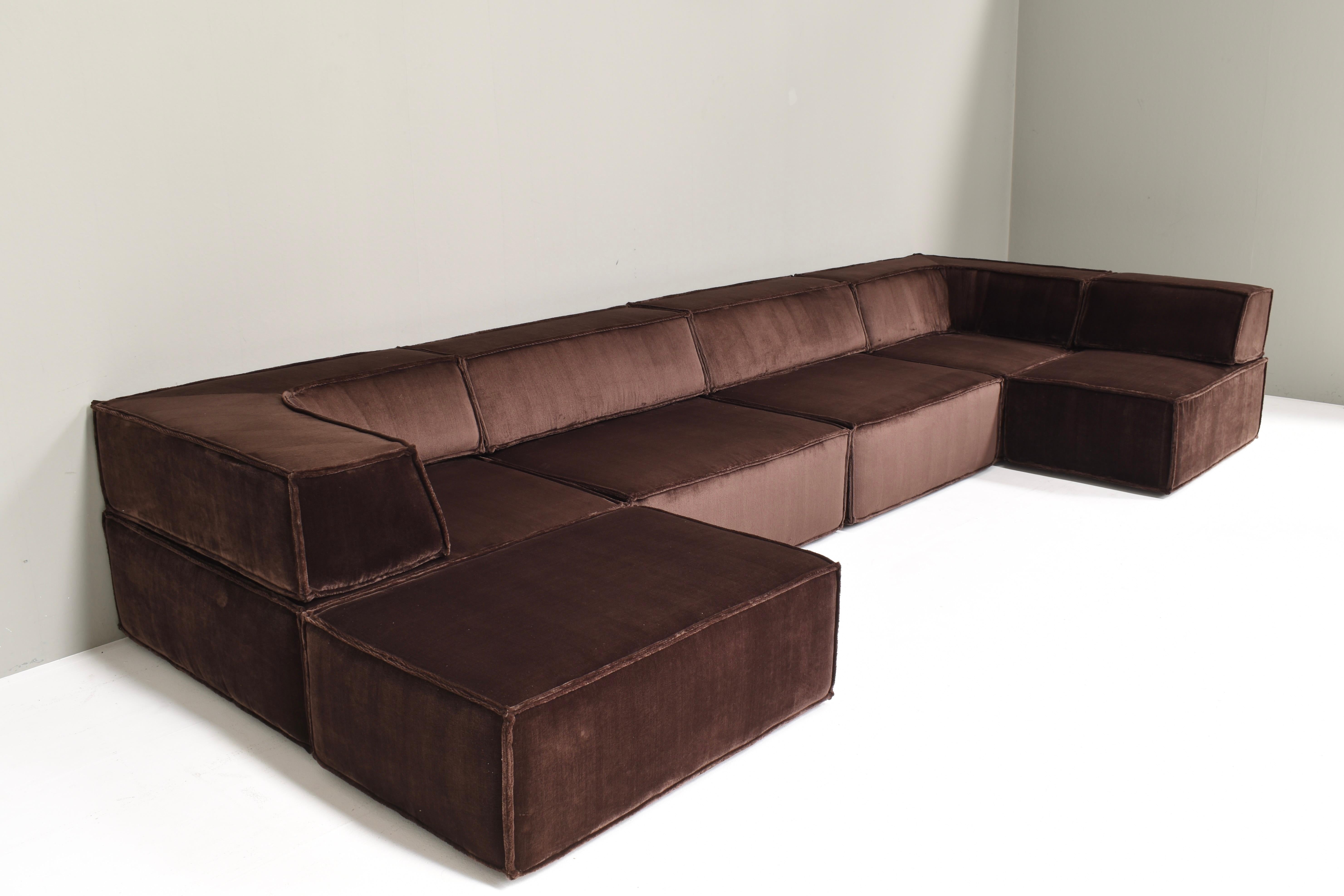 Chocolate Brown COR Trio Sectional Sofa Deutschland Schweiz 1972  NEW UPHOLSTERY im Angebot 4