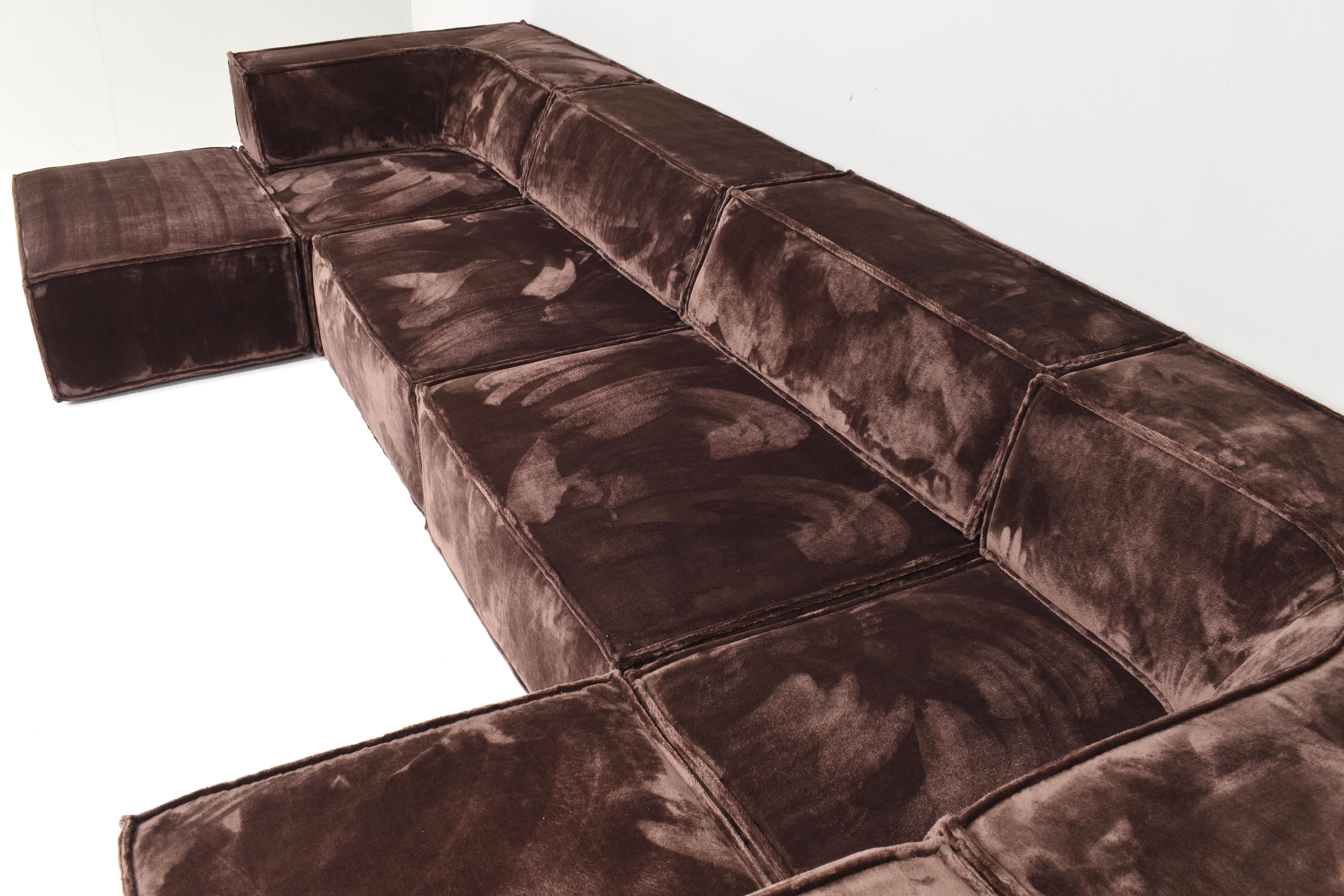Chocolate Brown COR Trio Sectional Sofa Deutschland Schweiz 1972  NEW UPHOLSTERY im Angebot 7