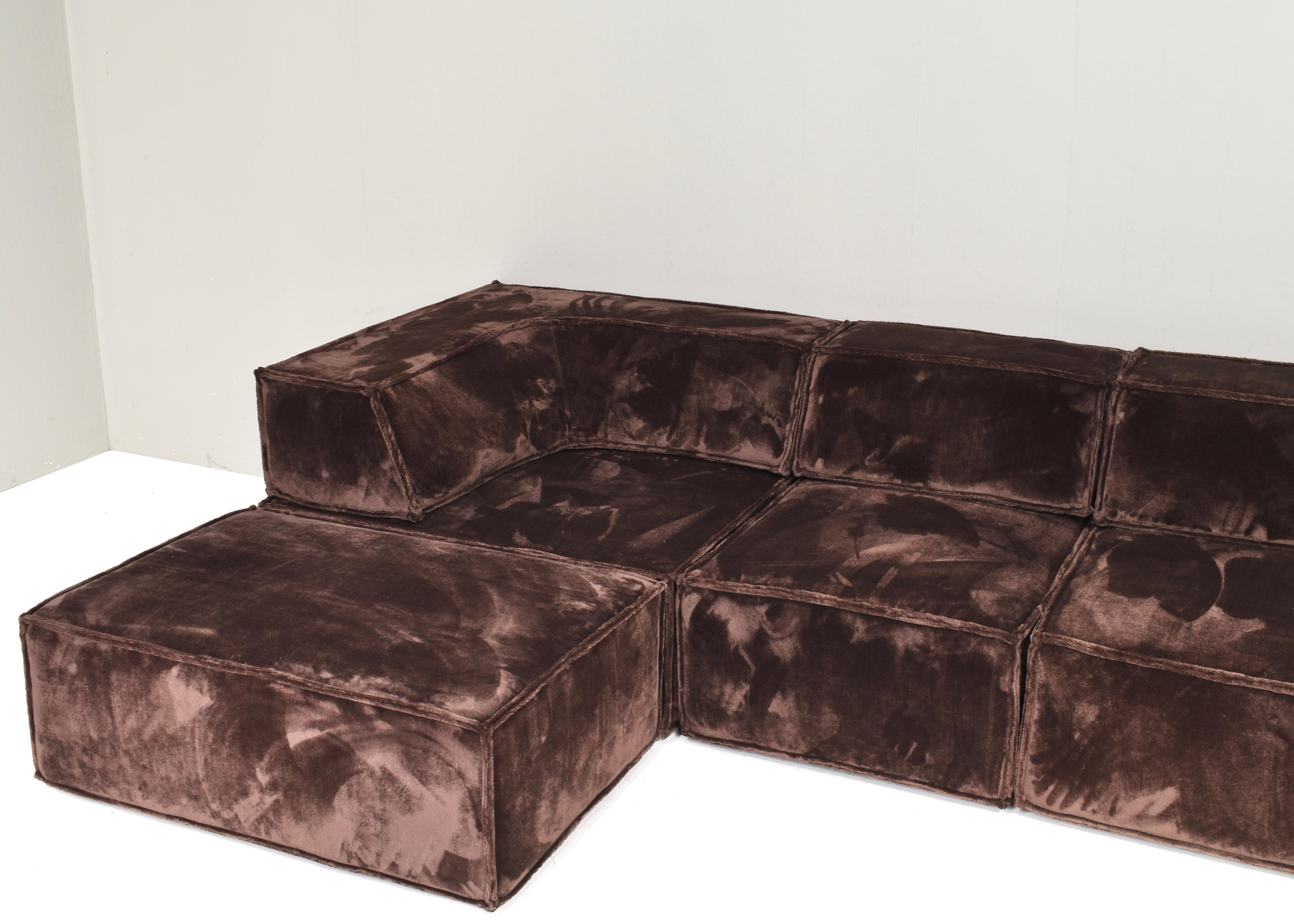 Chocolate Brown COR Trio Sectional Sofa Deutschland Schweiz 1972  NEW UPHOLSTERY im Angebot 9