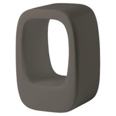 Sgabello alto Lazy Bones marrone cioccolato di Barnaby Gunning