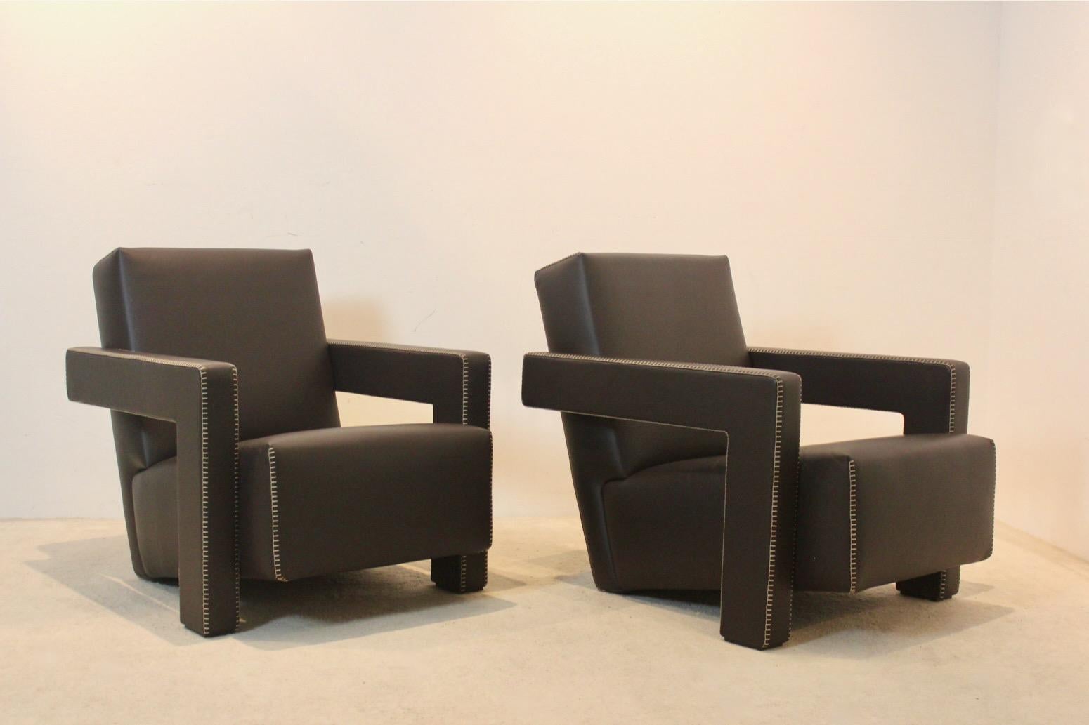 Chocolate Brown Leather ‘Utrecht’ Lounge Chairs by Gerrit Rietveld for Cassina For Sale 11