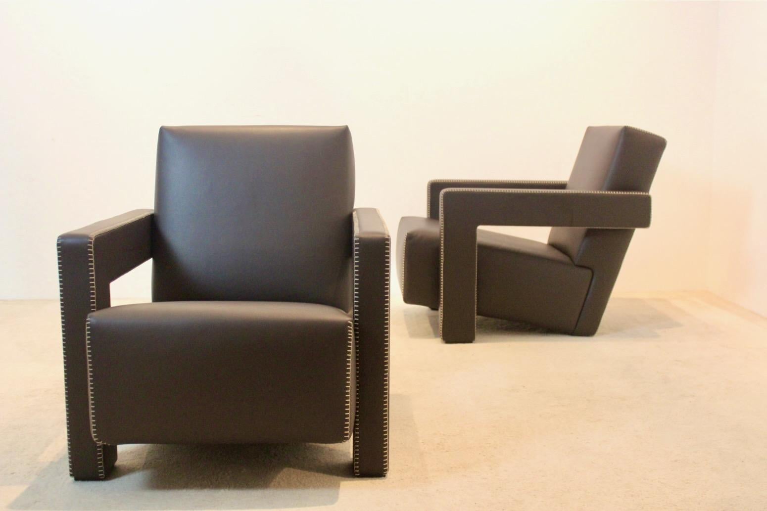 De Stijl Chocolate Brown Leather ‘Utrecht’ Lounge Chairs by Gerrit Rietveld for Cassina For Sale