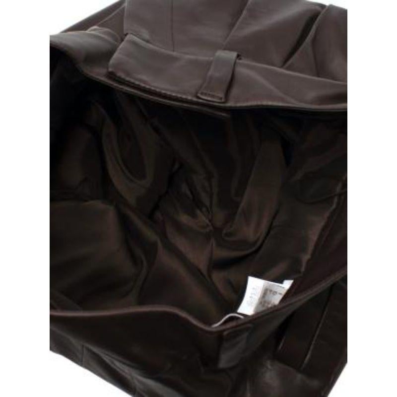 Chocolate brown pleat-front leather shorts In Good Condition For Sale In London, GB