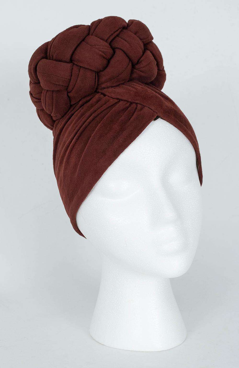 Chocolate Brown Skullcap Statement Turban with Tall Braided Crown – O/S, 1940s In Good Condition In Tucson, AZ