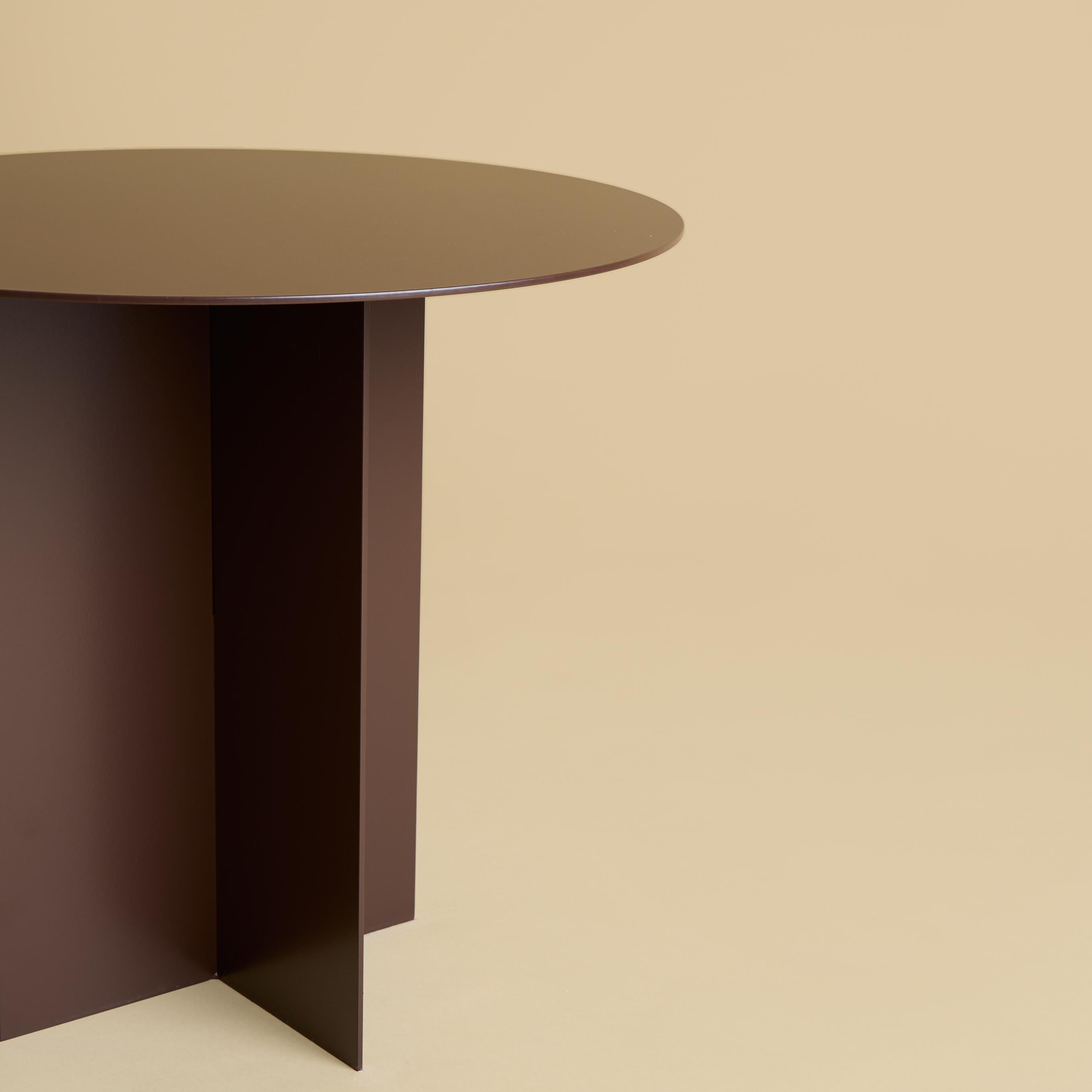 Postmoderne Table d'appoint Wake brun chocolat par Lebanto en vente