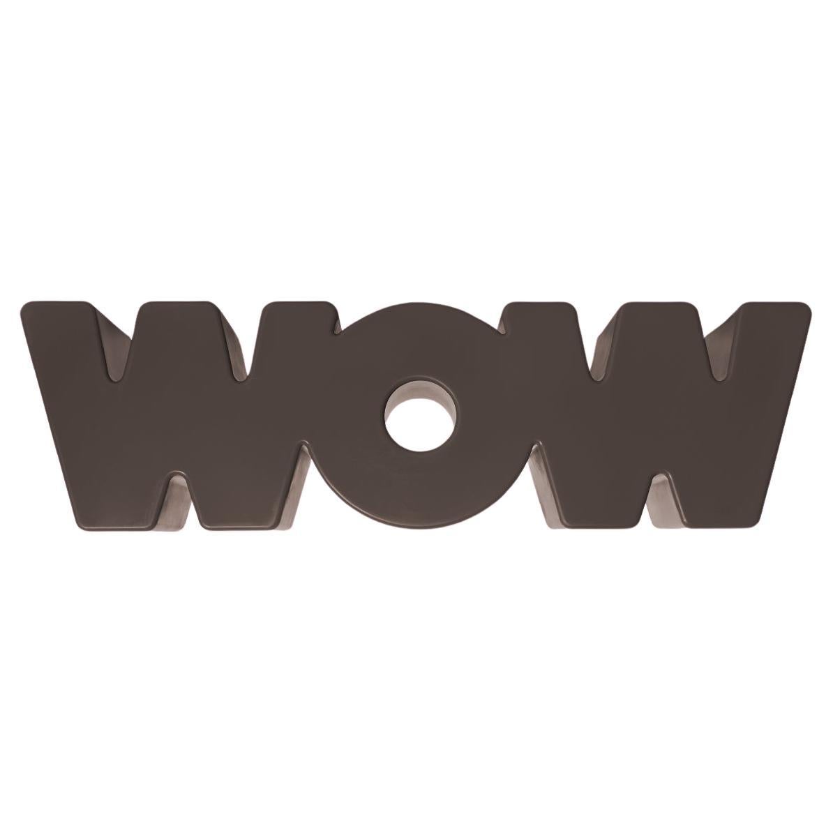 Banc Wow brun chocolat par Kazuko Okamoto