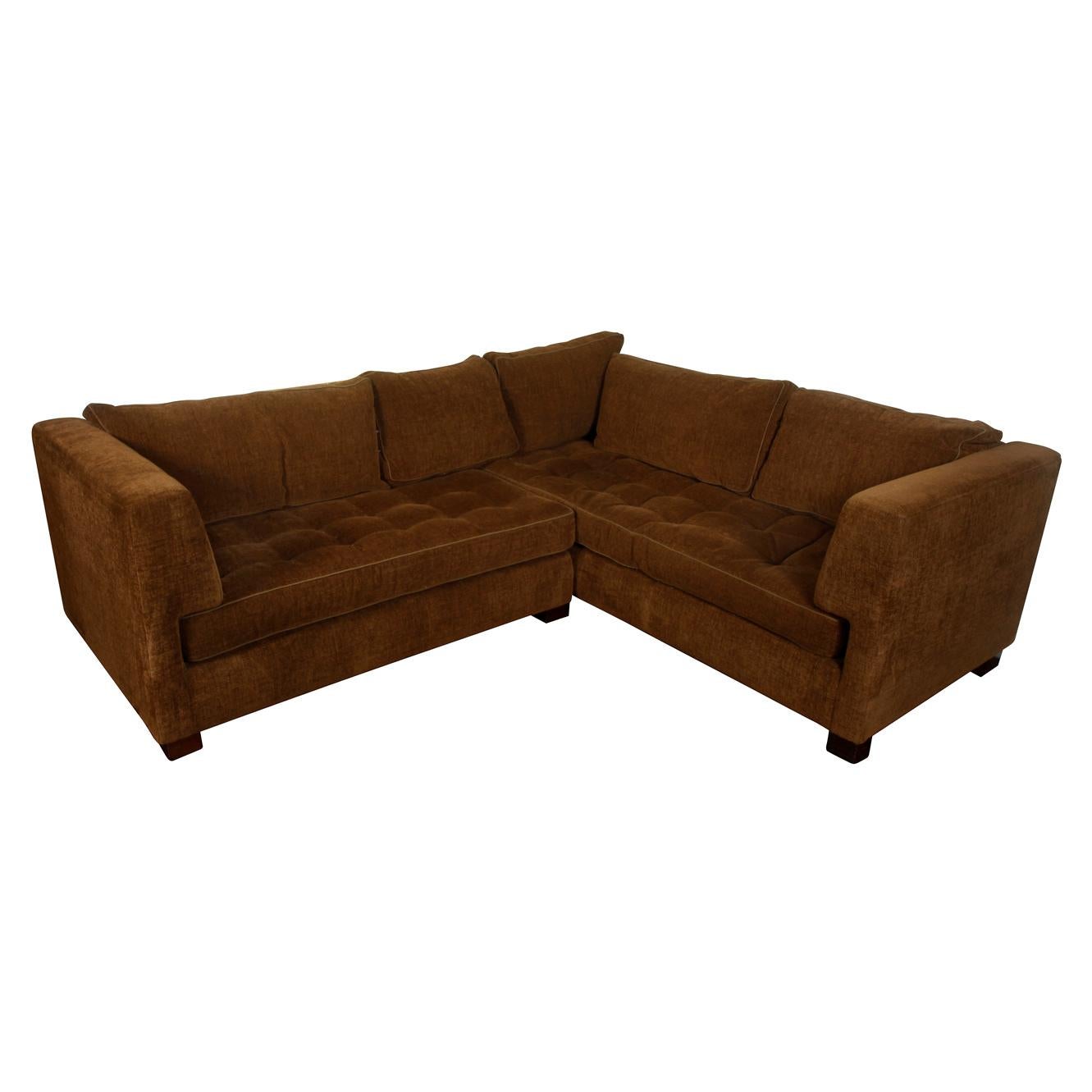 Schokoladenschokoladenfarbenes Chenille-Sofa im Zustand „Gut“ im Angebot in Locust Valley, NY