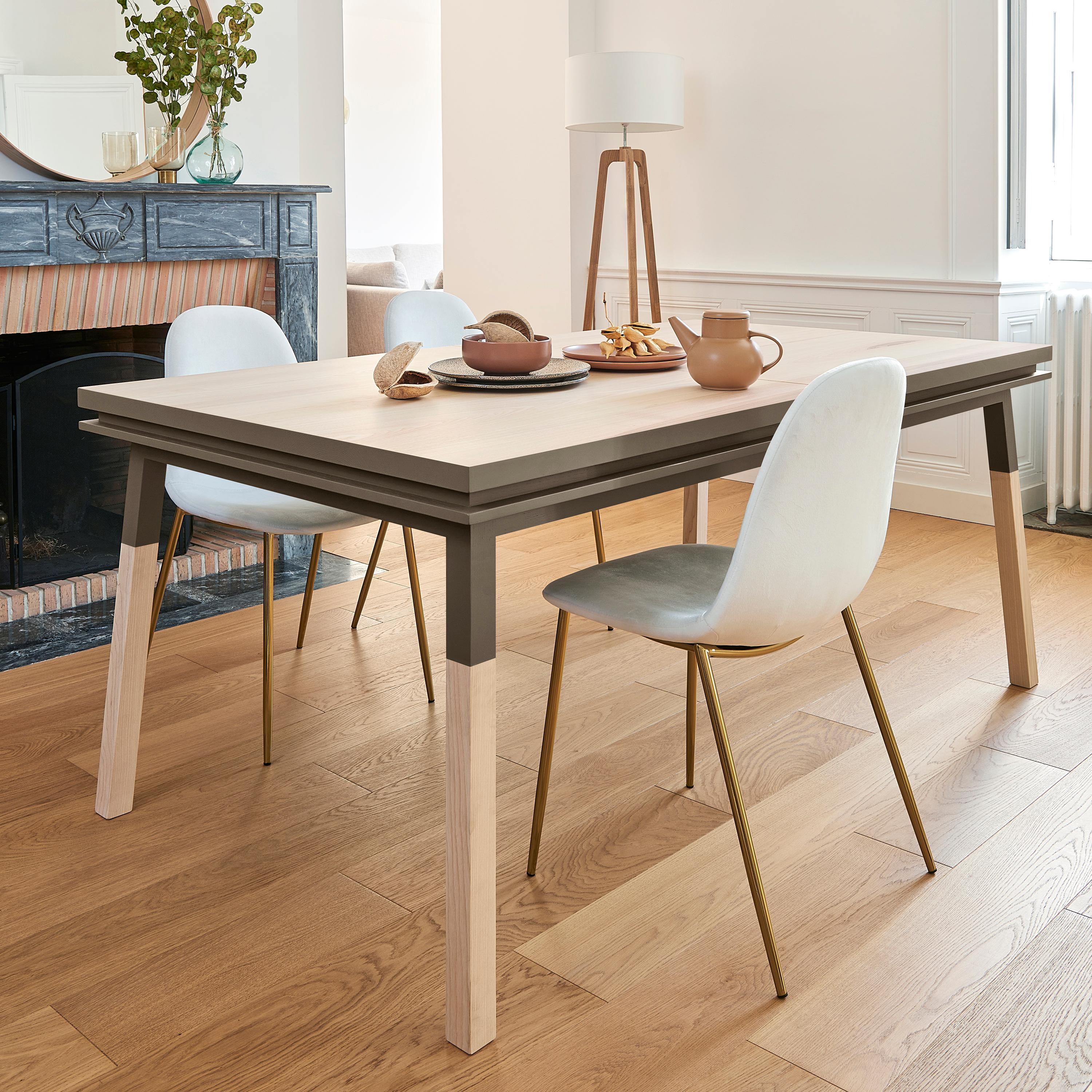 Fait main Table à rallonge gris chocolat en bois massif - Collection ÉGÉE par E. Gizard en vente
