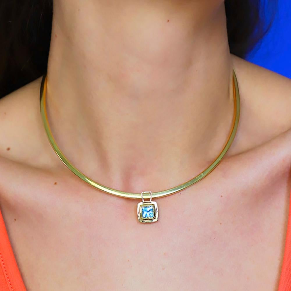 Cushion Cut Chocolate Inspired 18ct Yellow Gold and Aquamarine Pendant For Sale