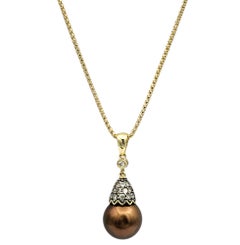 Chocolate Tahitian Pearl and Diamond Pendant Necklace in 14 Karat Yellow Gold