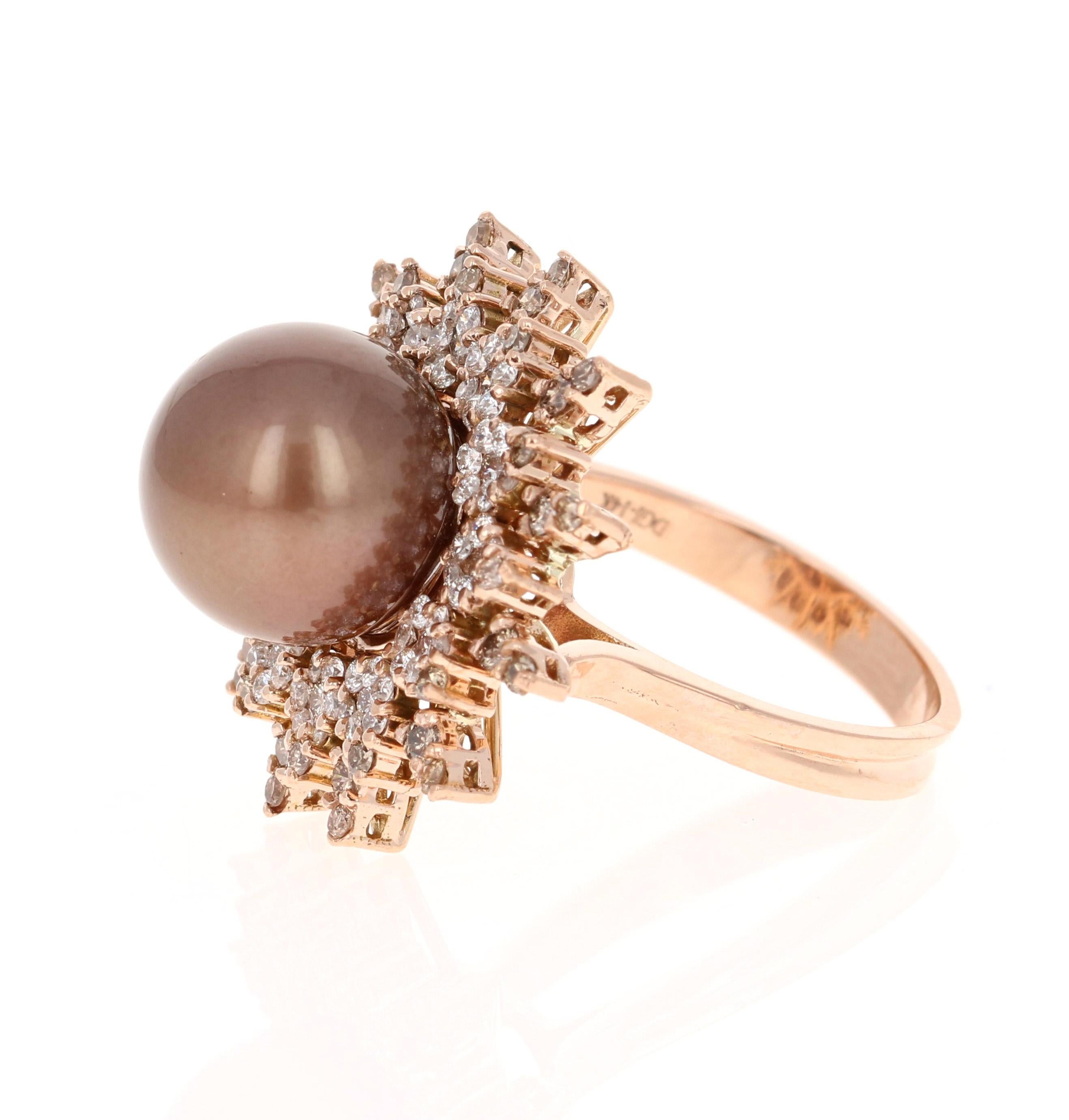 Contemporain Bague en or rose 14 carats avec perle naturelle de Tahiti chocolatée et diamant en vente