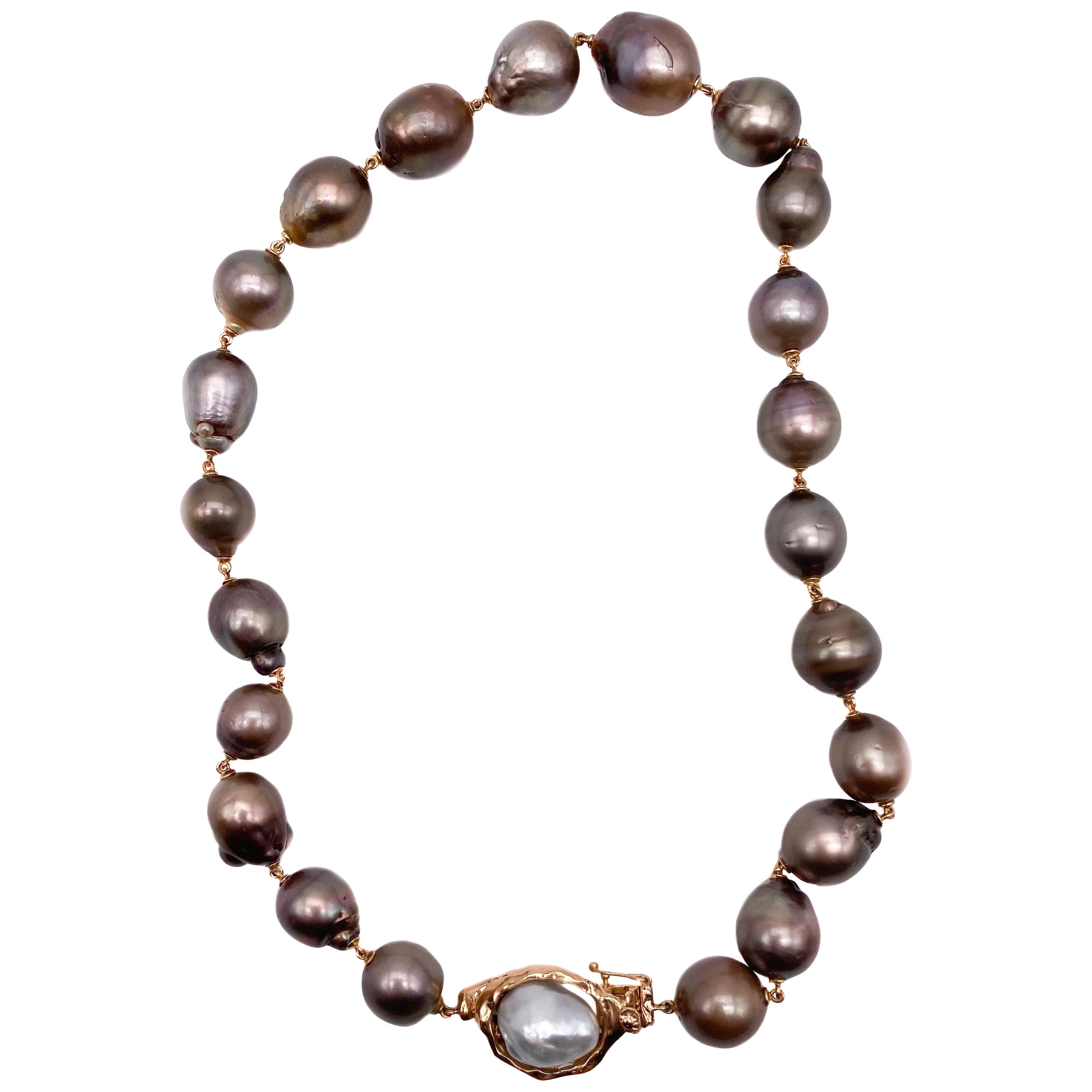Chocolate Tahitian Pearls Necklace 18K Gold Clasp with Australian Baroque Pearl For Sale