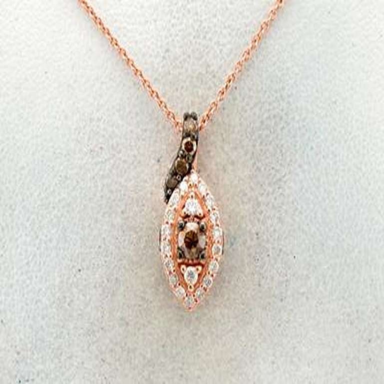 Chocolatier Pendant with 1/4cts, Chocolate and 1/5cts, Vanilla Diamonds Set For Sale