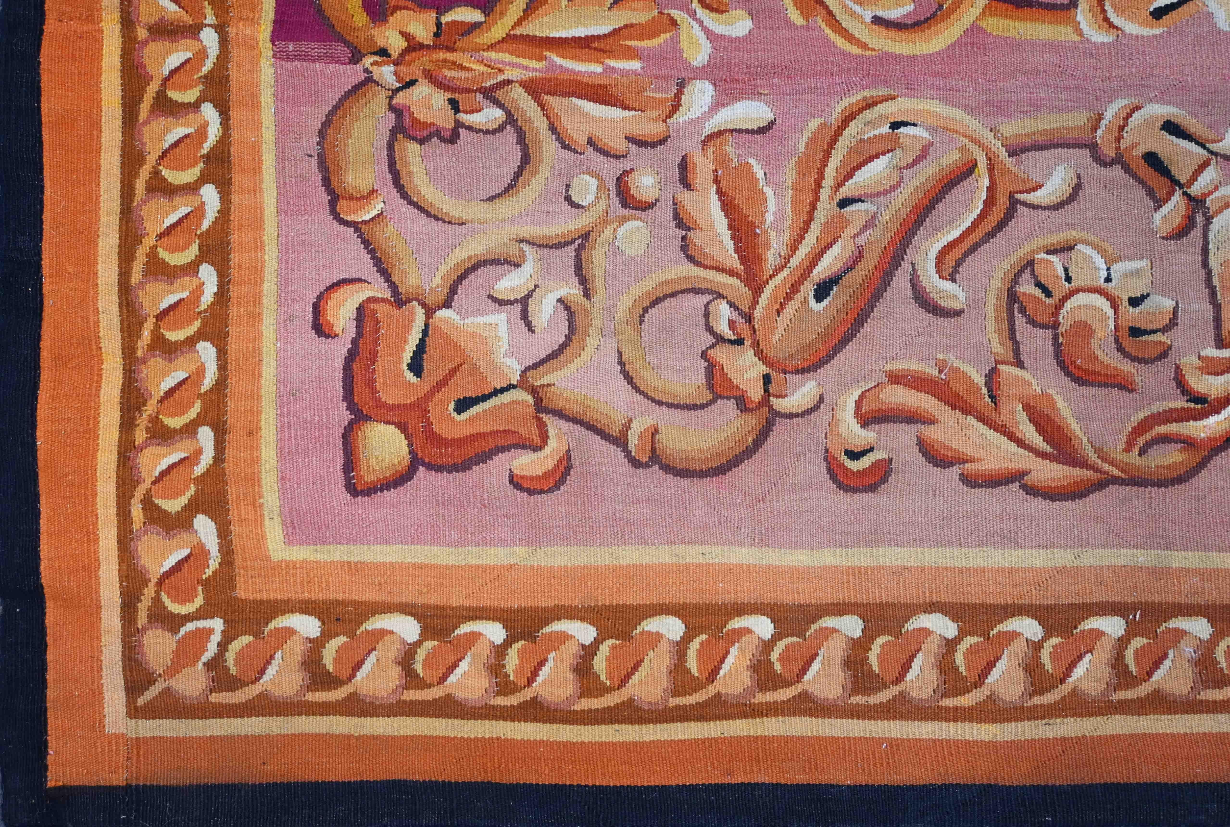 Periodo: xIX secolo
Condizioni: Eccellente
Materiale: Lana e seta
Dimensioni: 470 x 113 cm

Questo magnifico tappeto, dopo essere stato sottoposto a una pulizia profonda e a un'ispezione meticolosa da parte dei nostri esperti presso il nostro