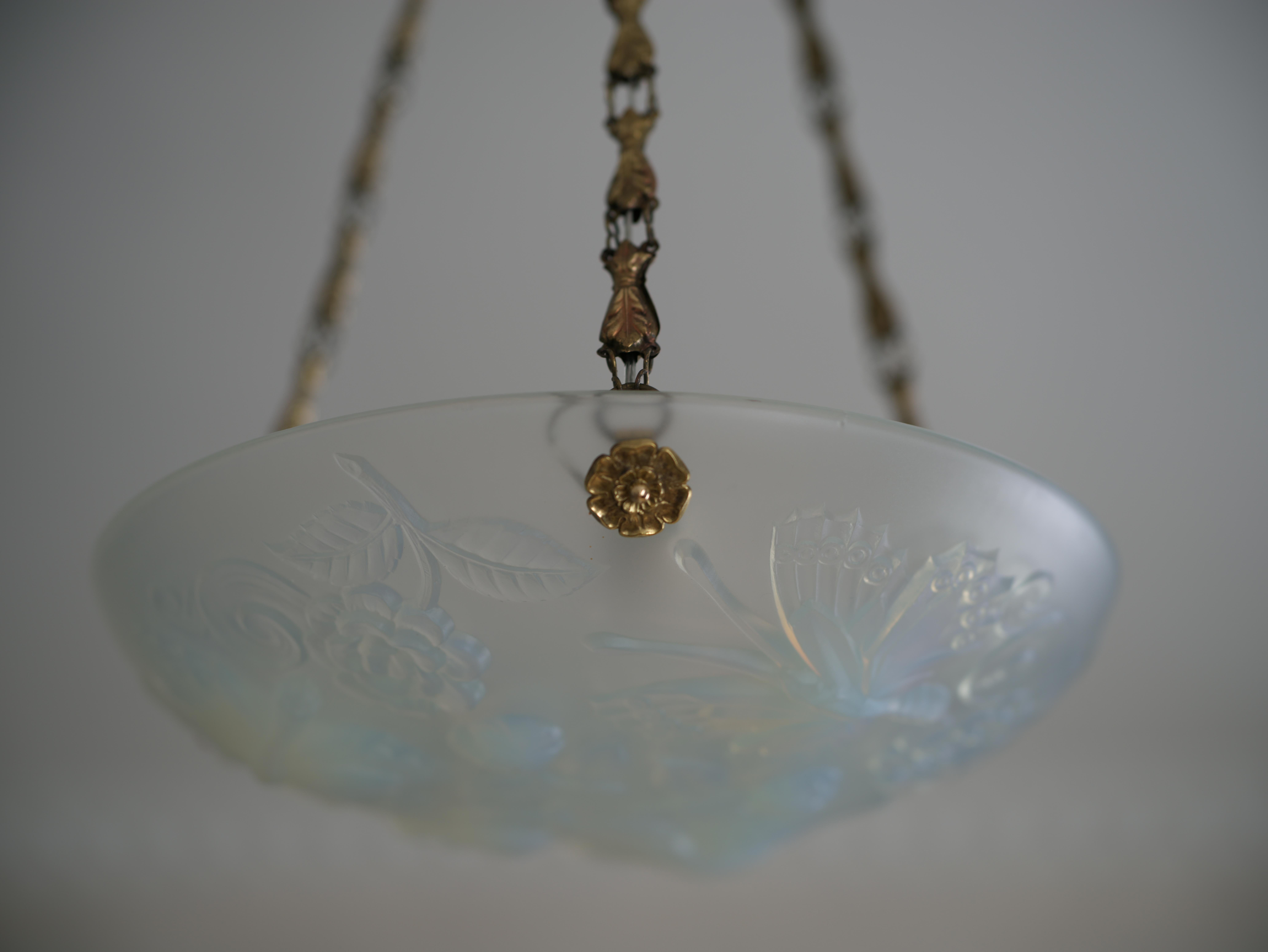 Choisy-le-Roi Art Deco Butterfly Opalescent Pendant Chandelier, 1920 For Sale 3
