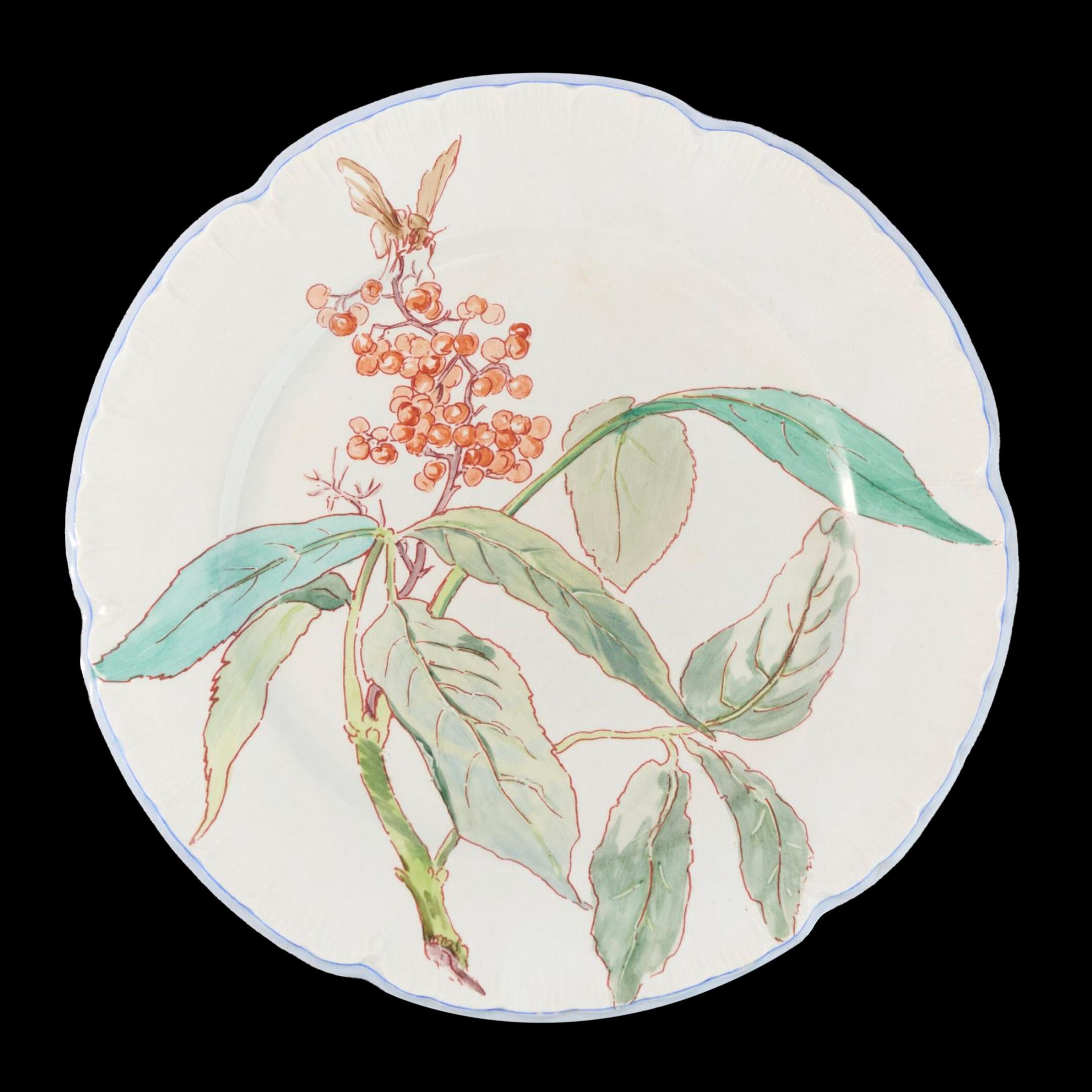 Céramique Service de table en faïence de Choisy-le-Roi, ancien, vers 1900, 39 pièces en vente