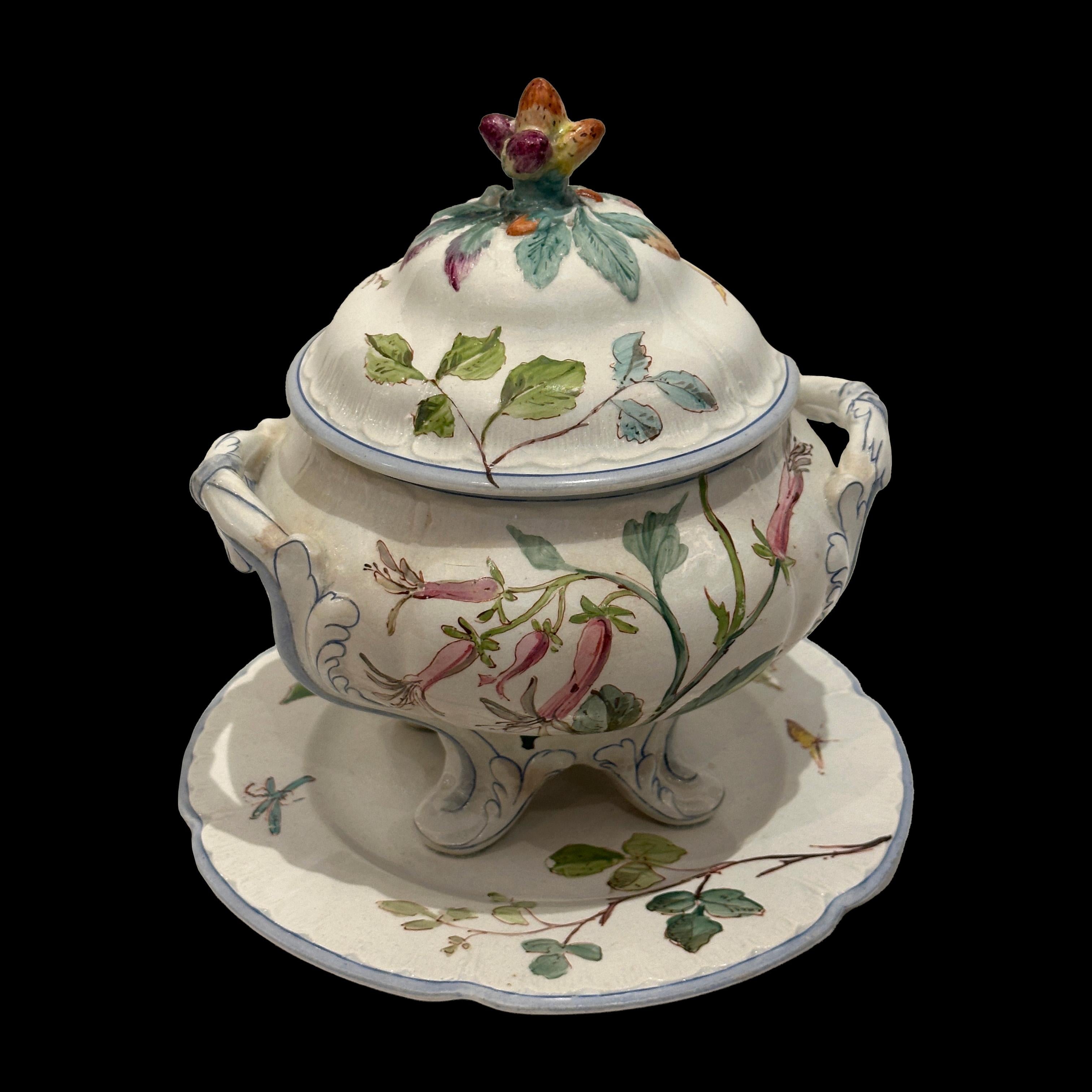 Service de table en faïence de Choisy-le-Roi, ancien, vers 1900, 39 pièces en vente 2
