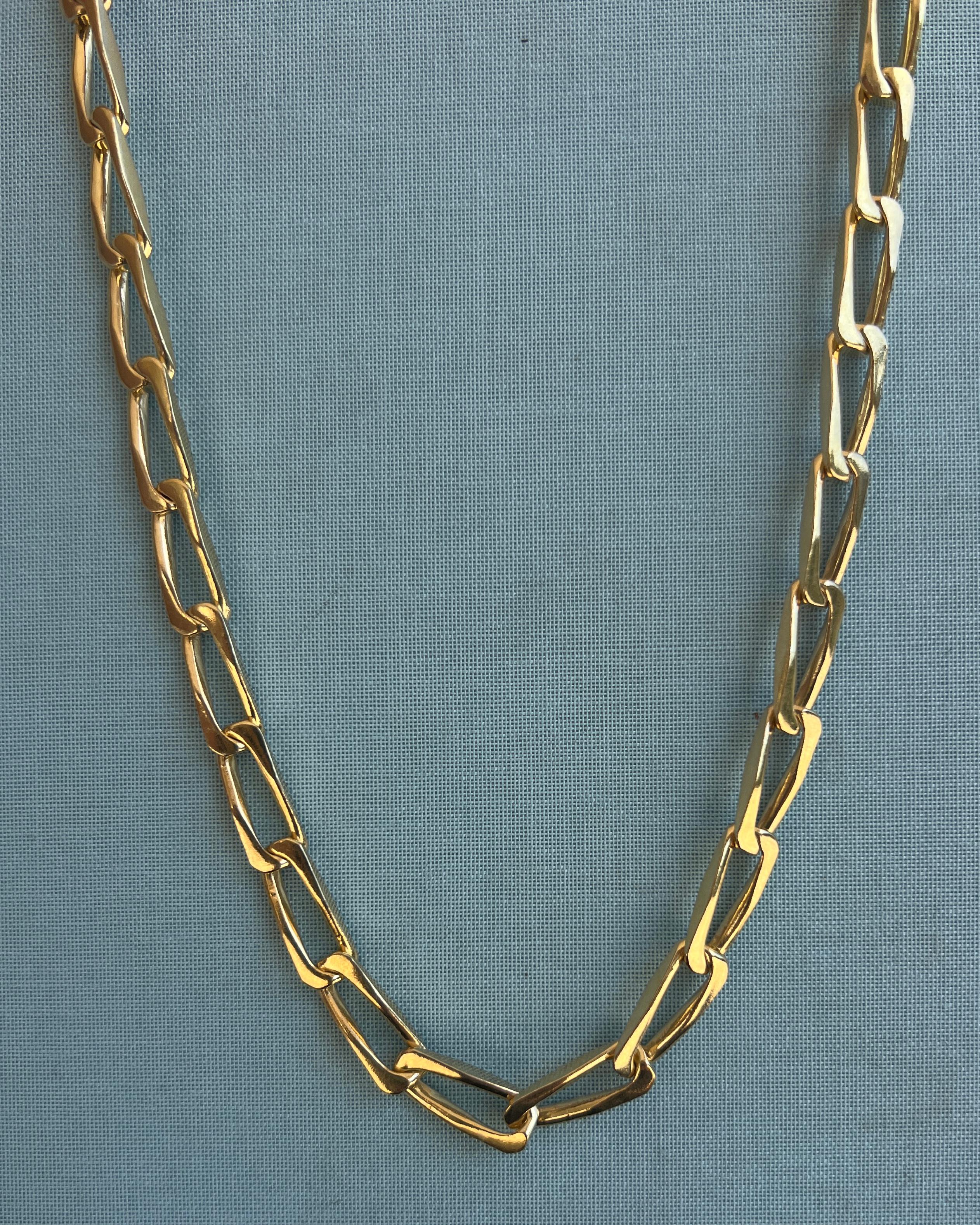 Collana a catena girocollo in argento placcato oro in vendita 1