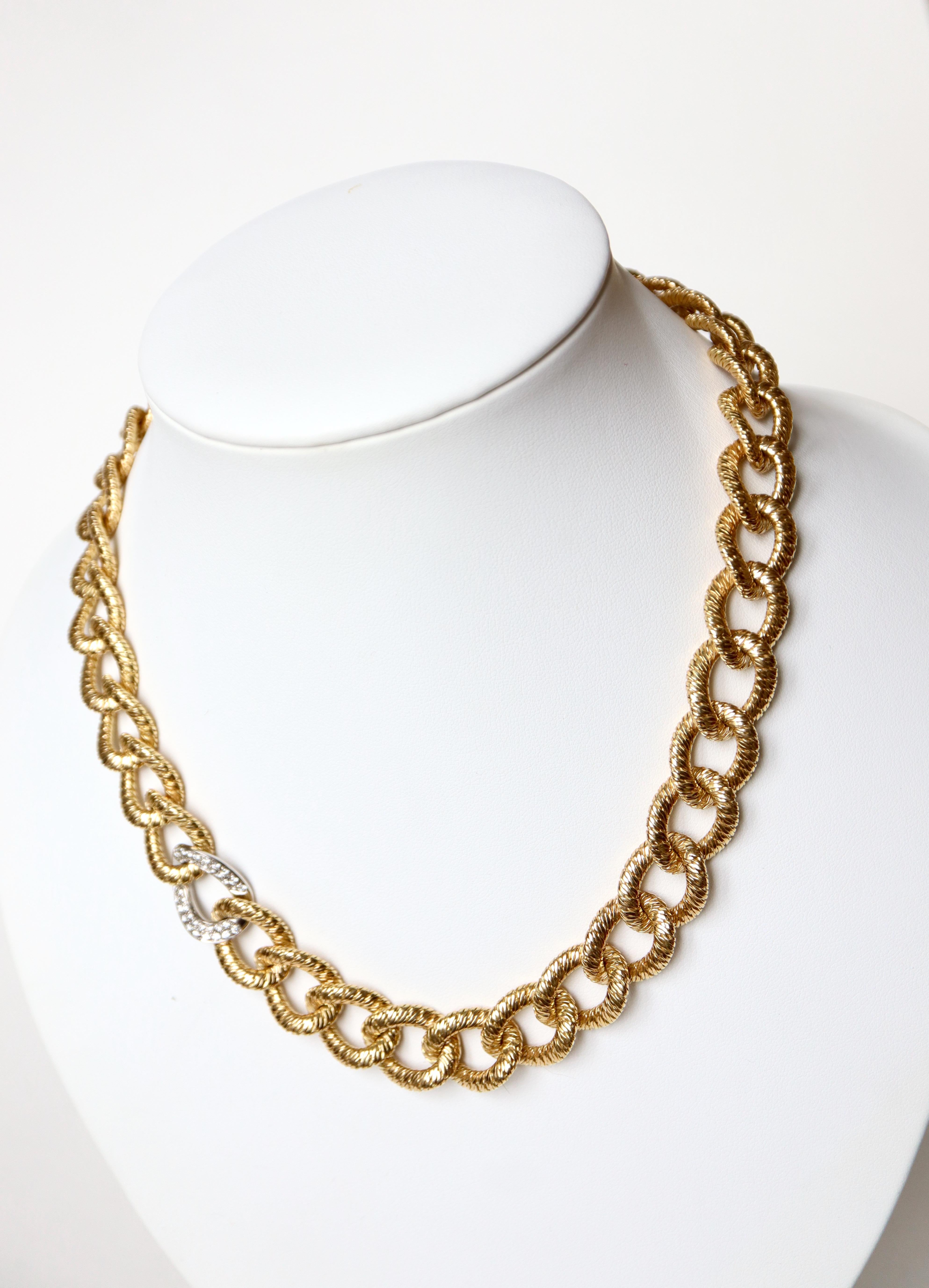 Choker Necklace in 18 Carat Yellow Gold and Diamonds For Sale 1