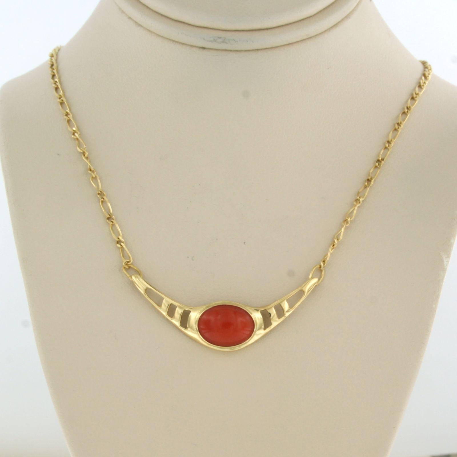 18k yellow gold necklace with Corallium Rubrum - F/G - VS/SI - 40 cm long

detailed description:

necklace is 40 cm long and 1.9 mm wide

The size of the center piece is approximately 3.5 cm by 1.6 cm wide

total weight: 5.7 grams

occupied with:

-