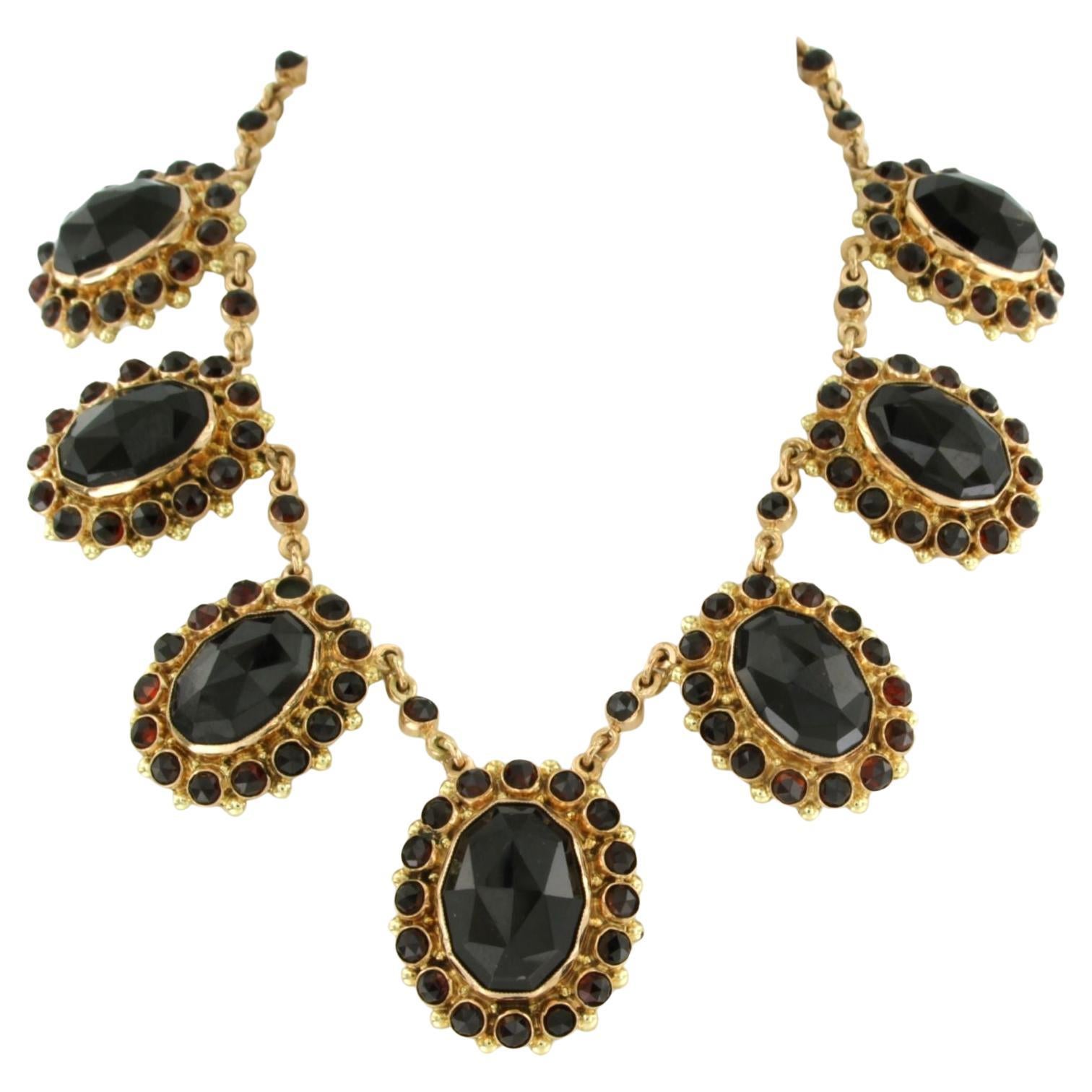 Collana girocollo con granato - 44,0 grammi di oro rosa 14k in vendita